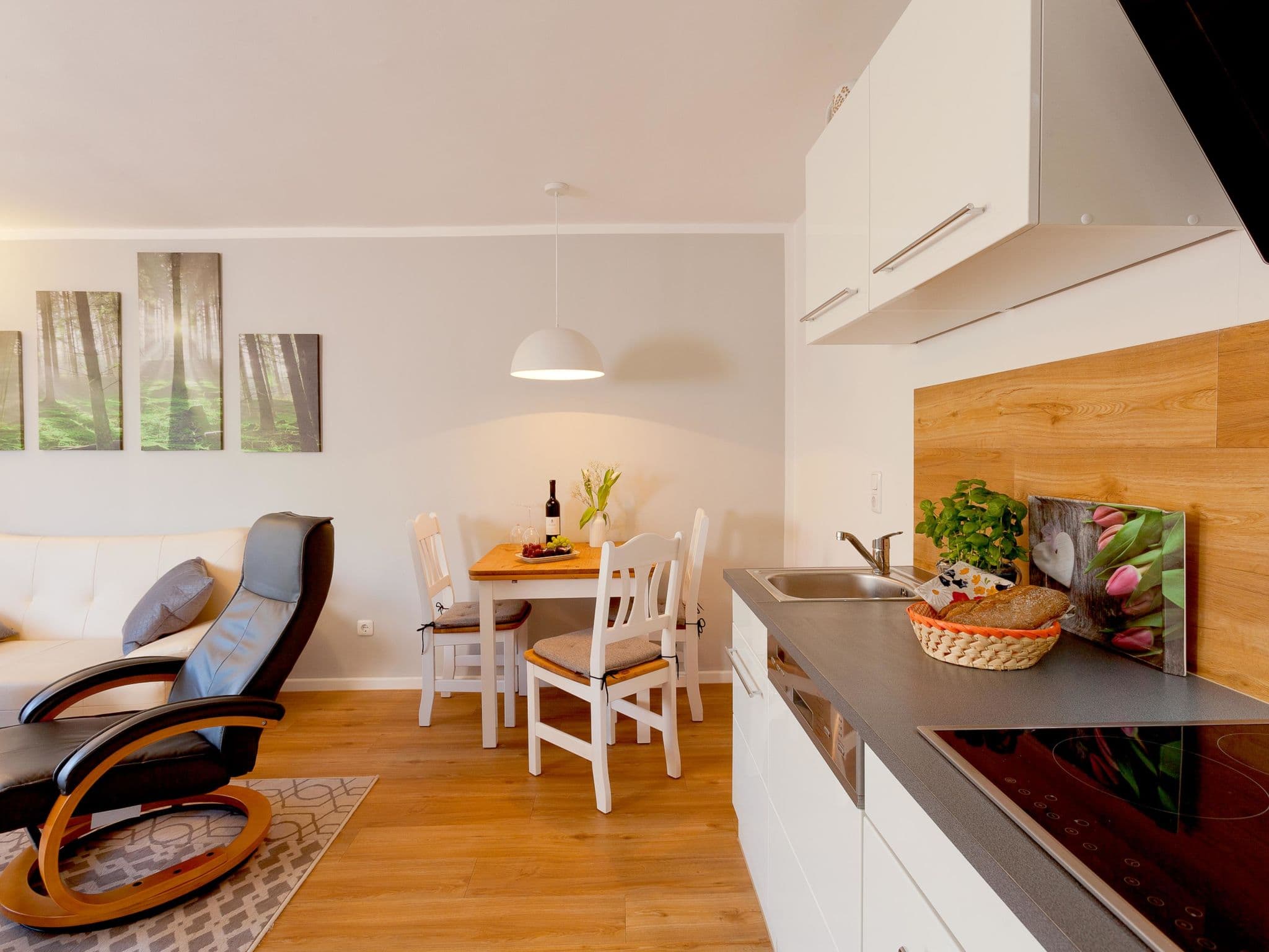 Kitchen / Dining Room