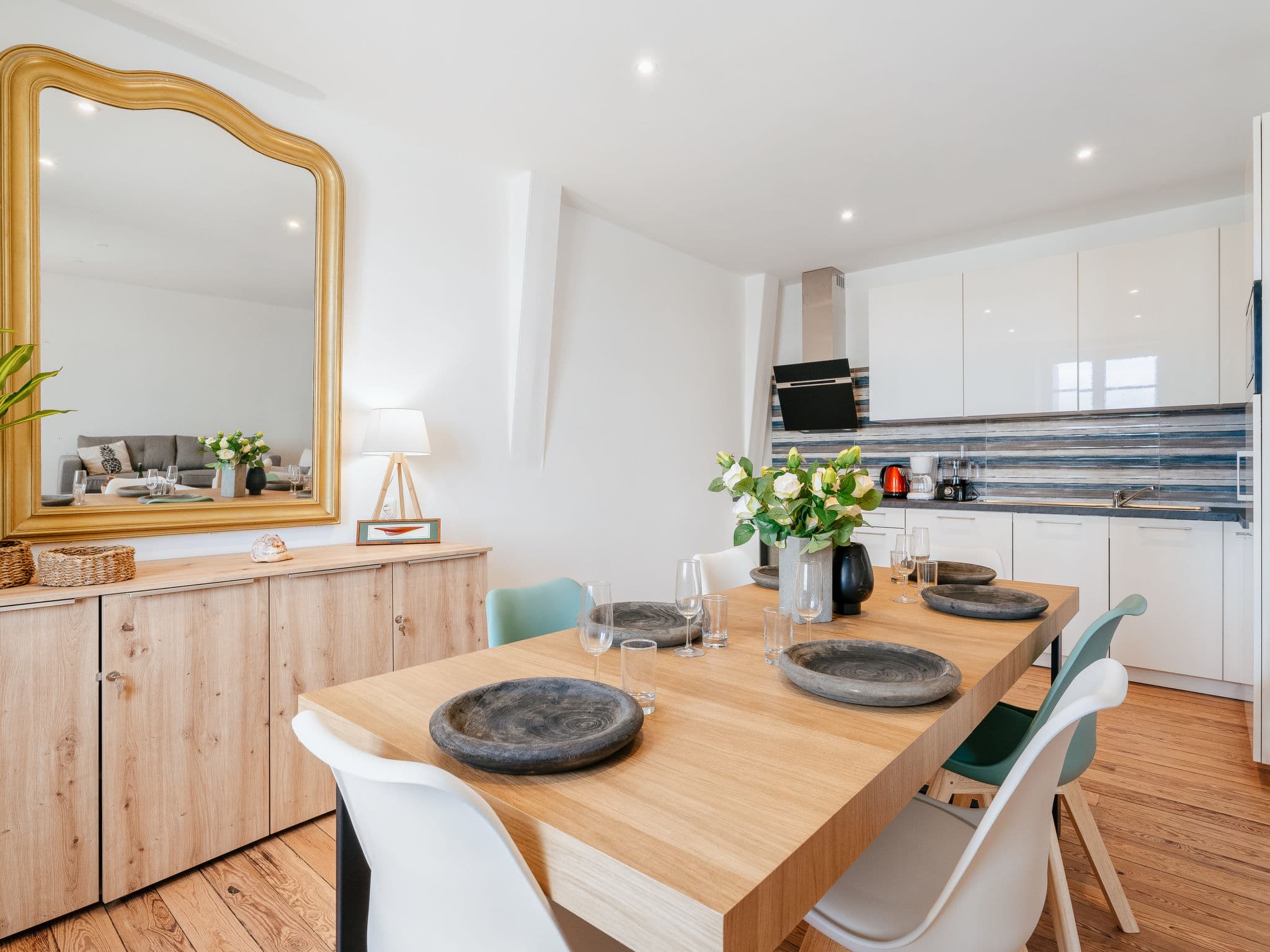 Kitchen / Dining Room