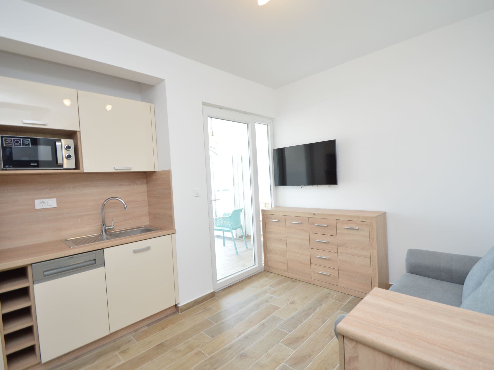 Kitchen / Dining Room