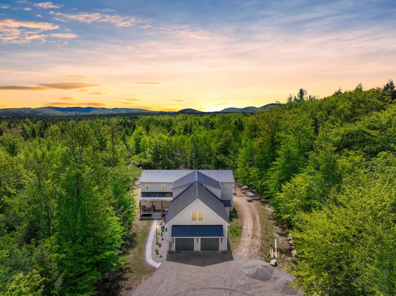 Hemlock Hideaway | 4500 ft.² New Build w/ Hot Tub