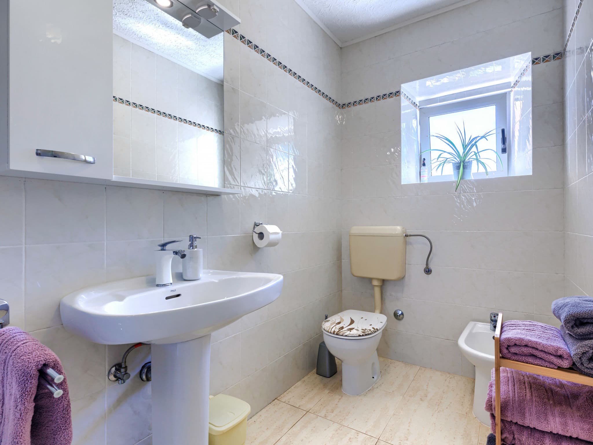 Bathroom / Wellness