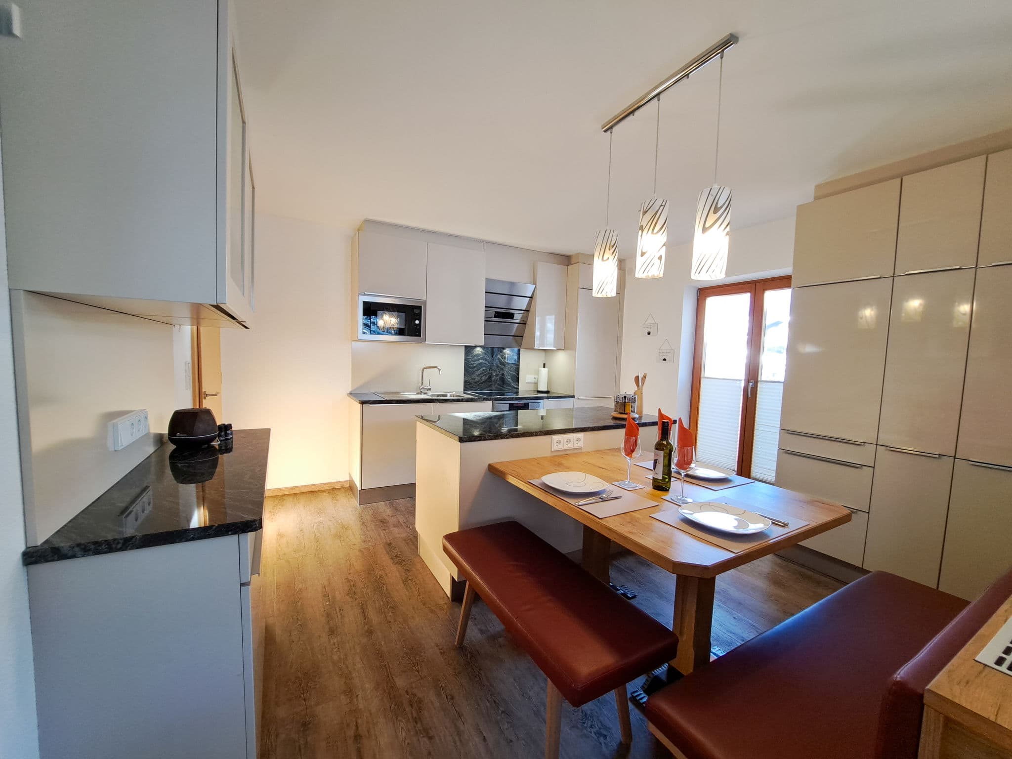 Kitchen / Dining Room