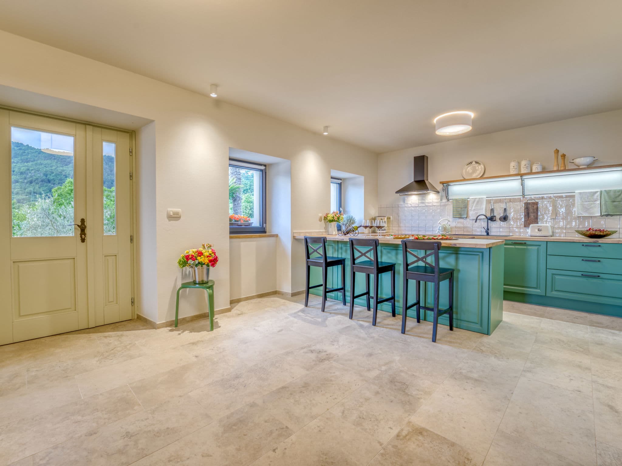 Kitchen / Dining Room