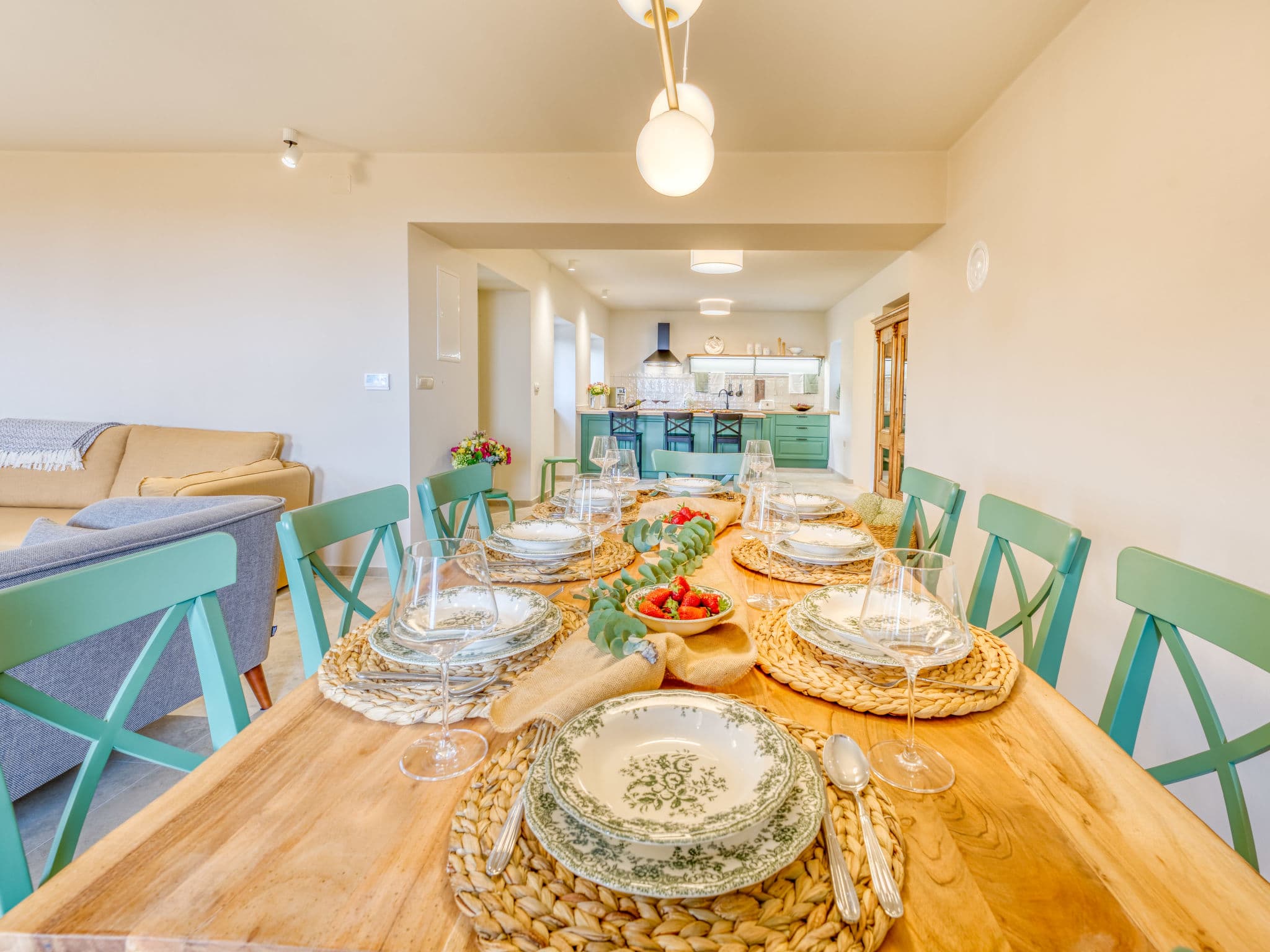 Kitchen / Dining Room