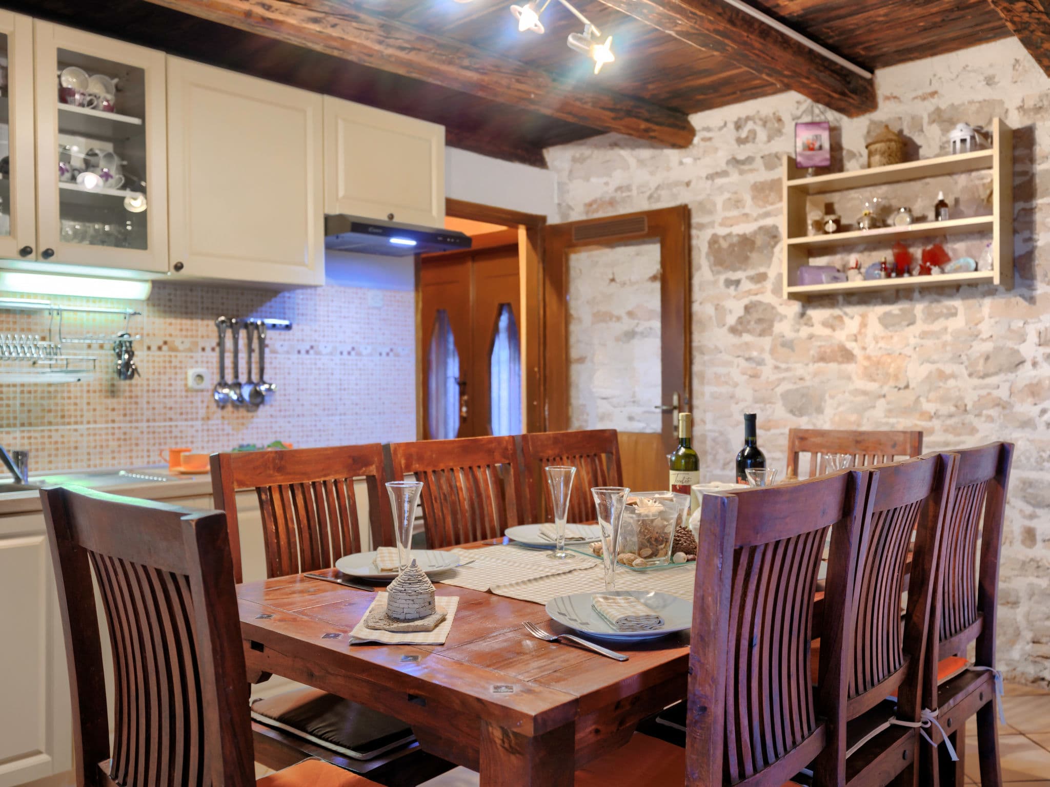 Kitchen / Dining Room