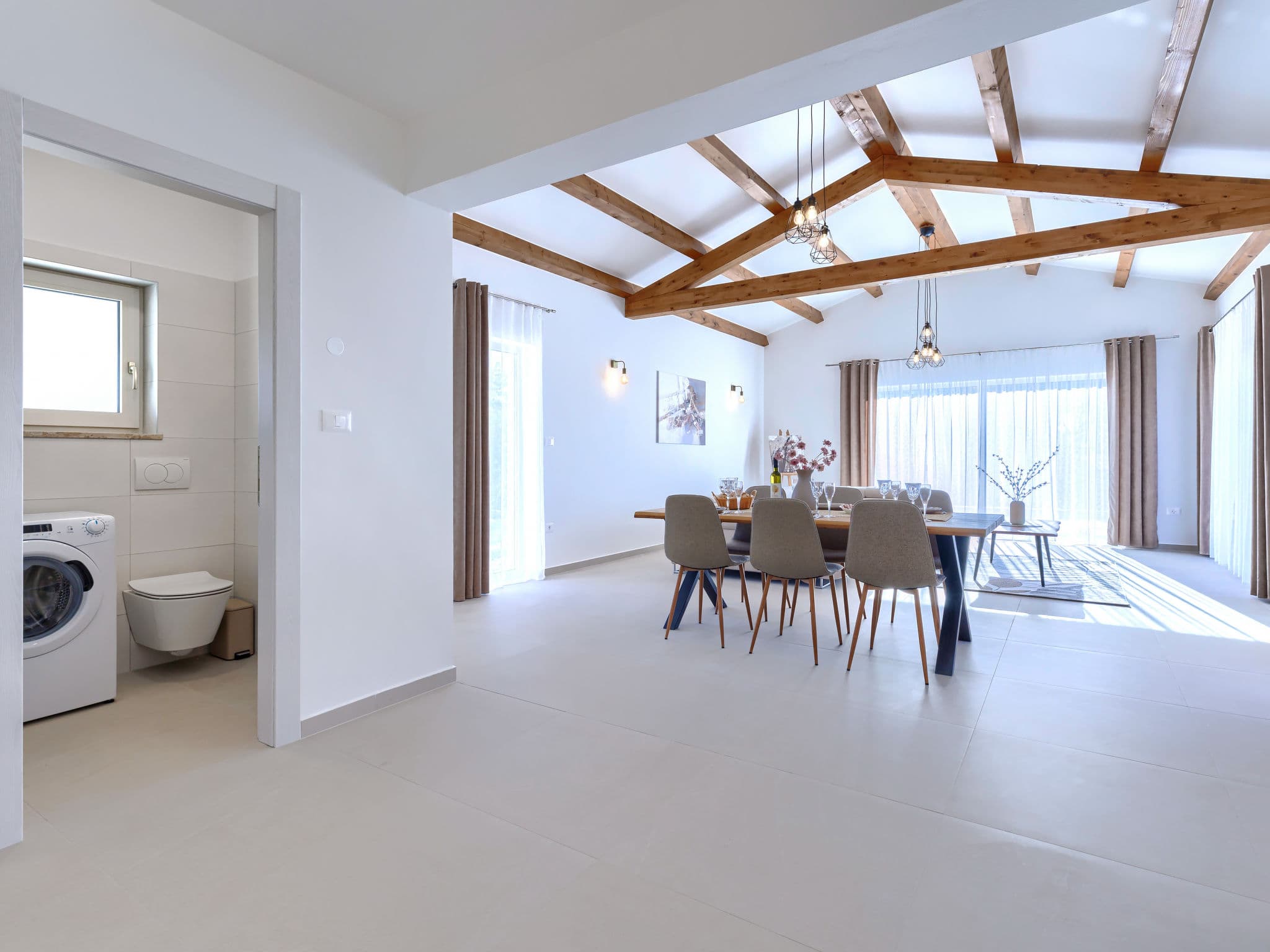 Kitchen / Dining Room