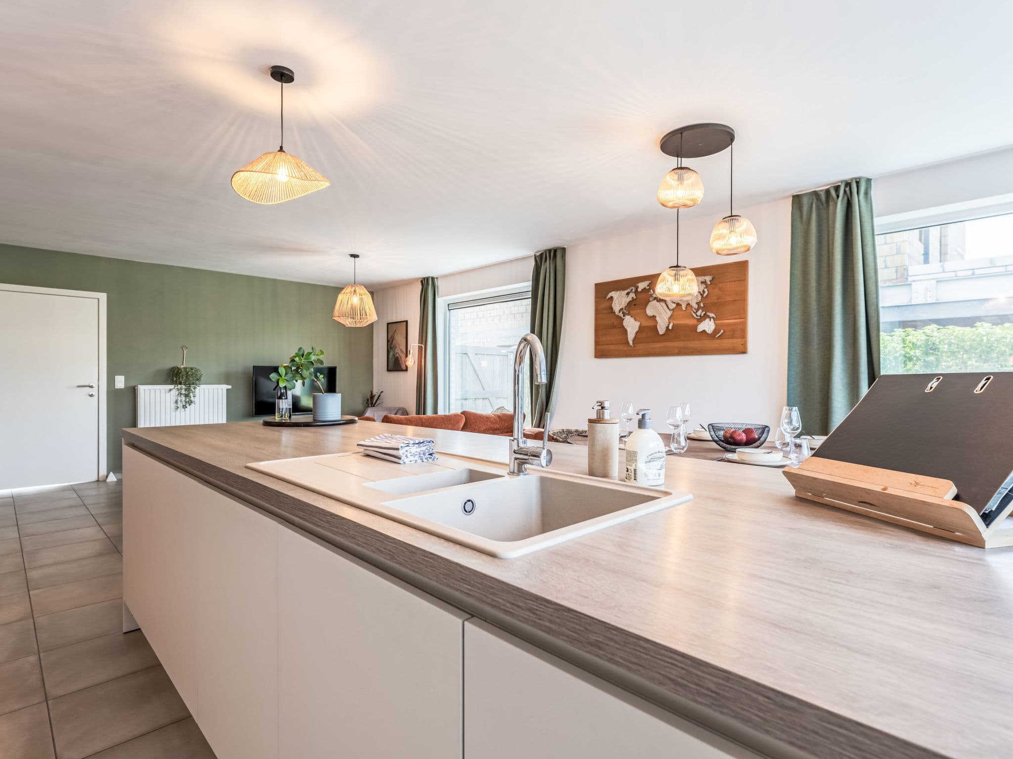 Kitchen / Dining Room