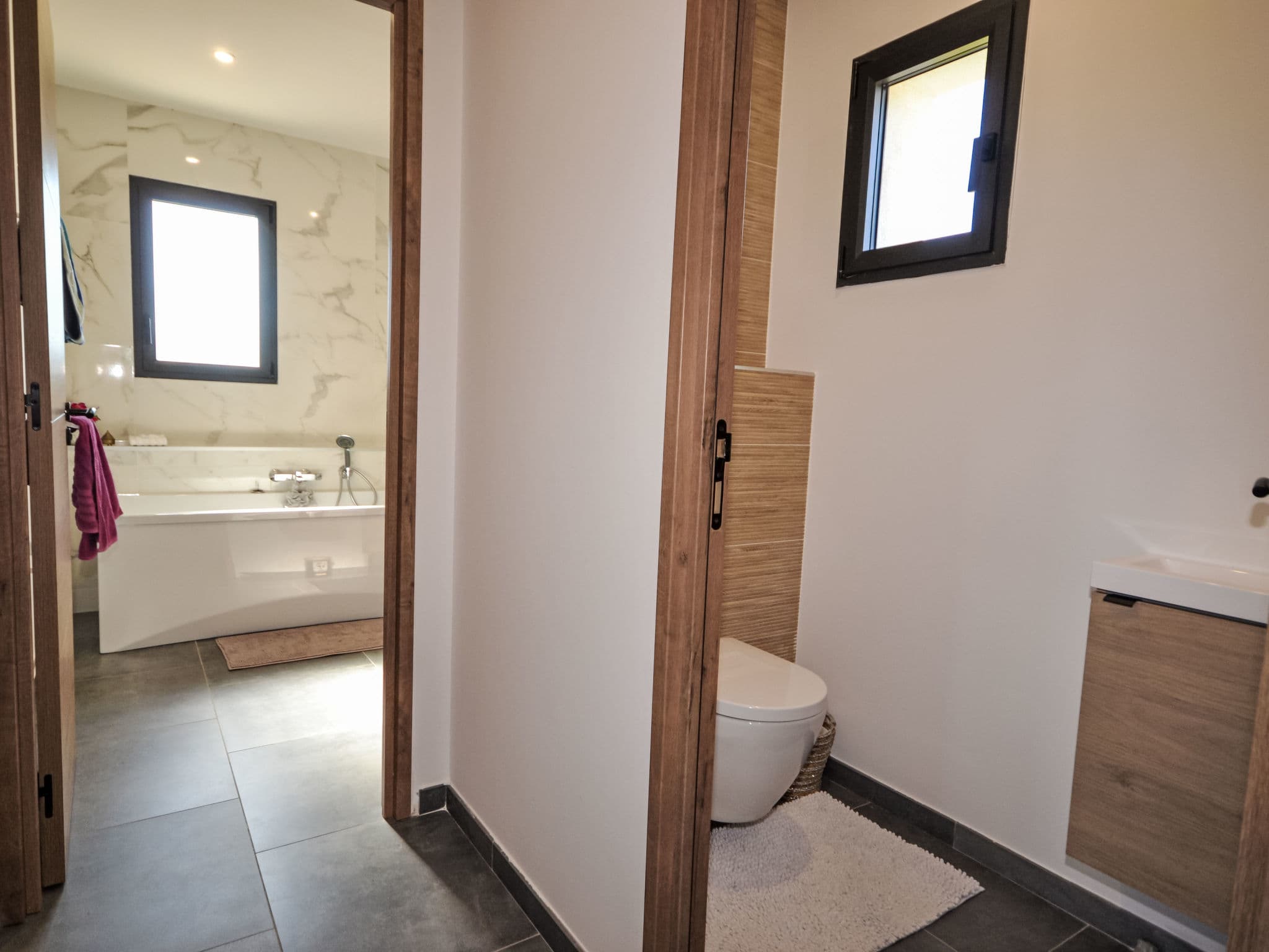 Bathroom / Wellness