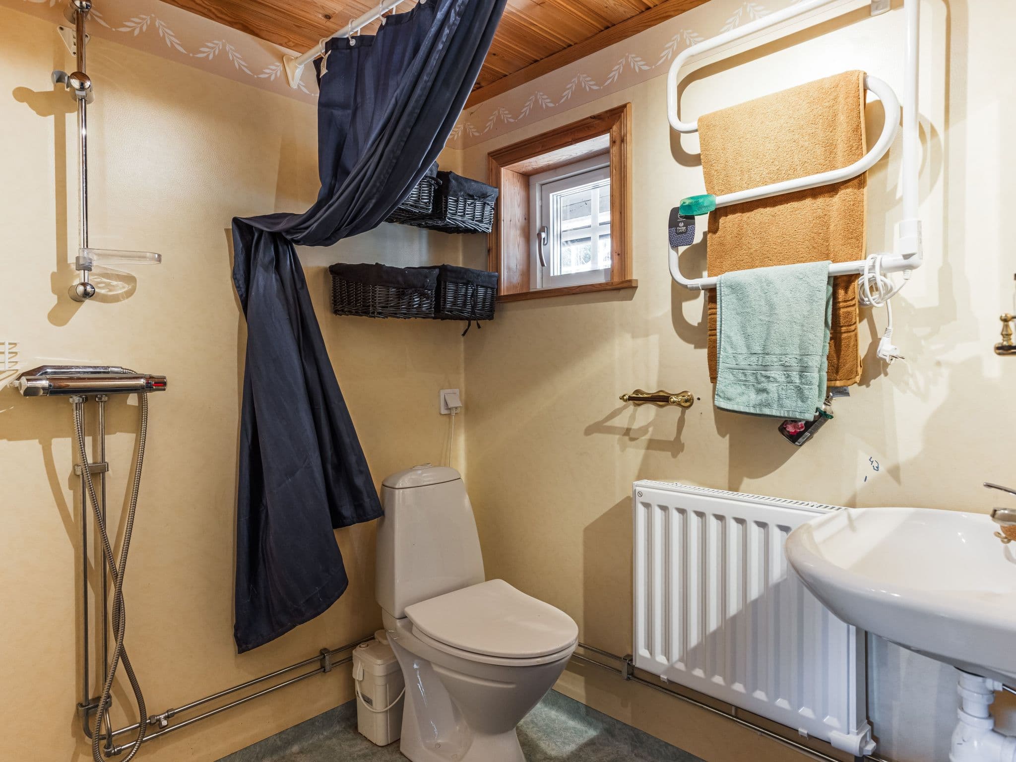 Bathroom / Wellness