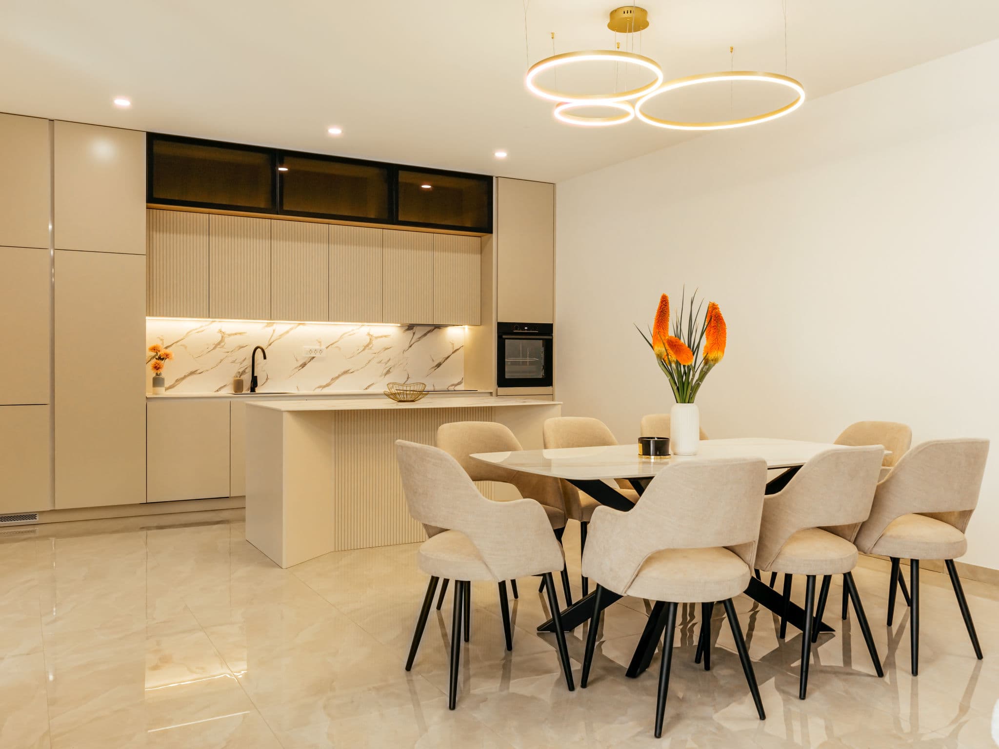 Kitchen / Dining Room
