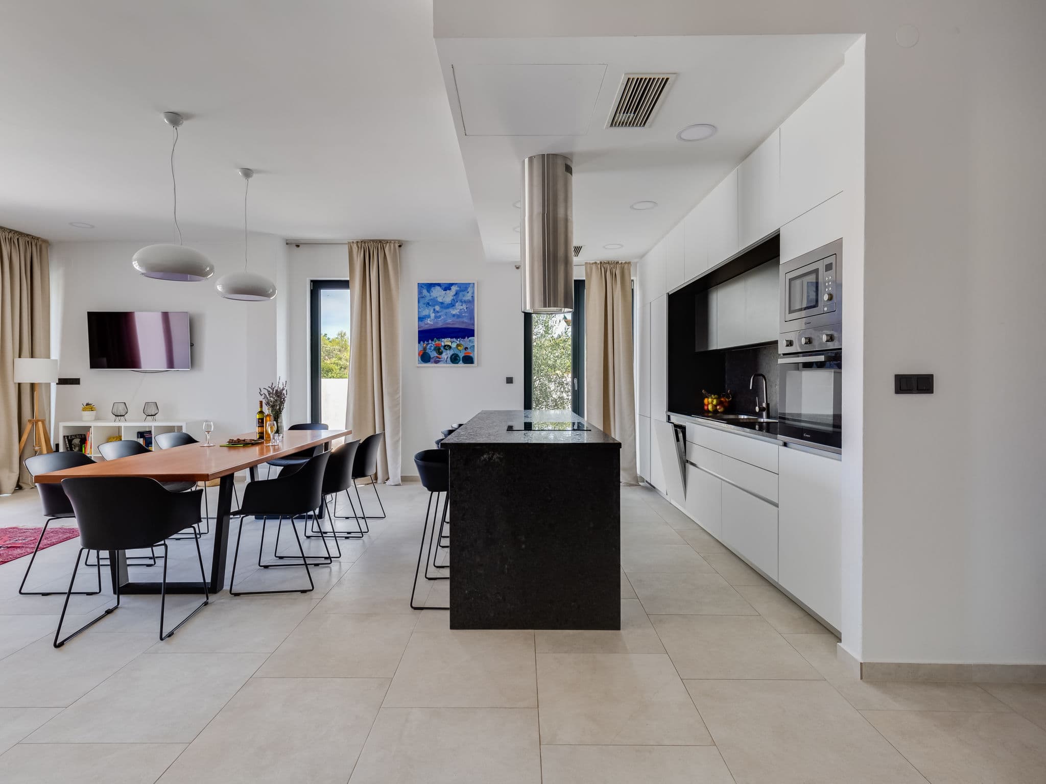 Kitchen / Dining Room