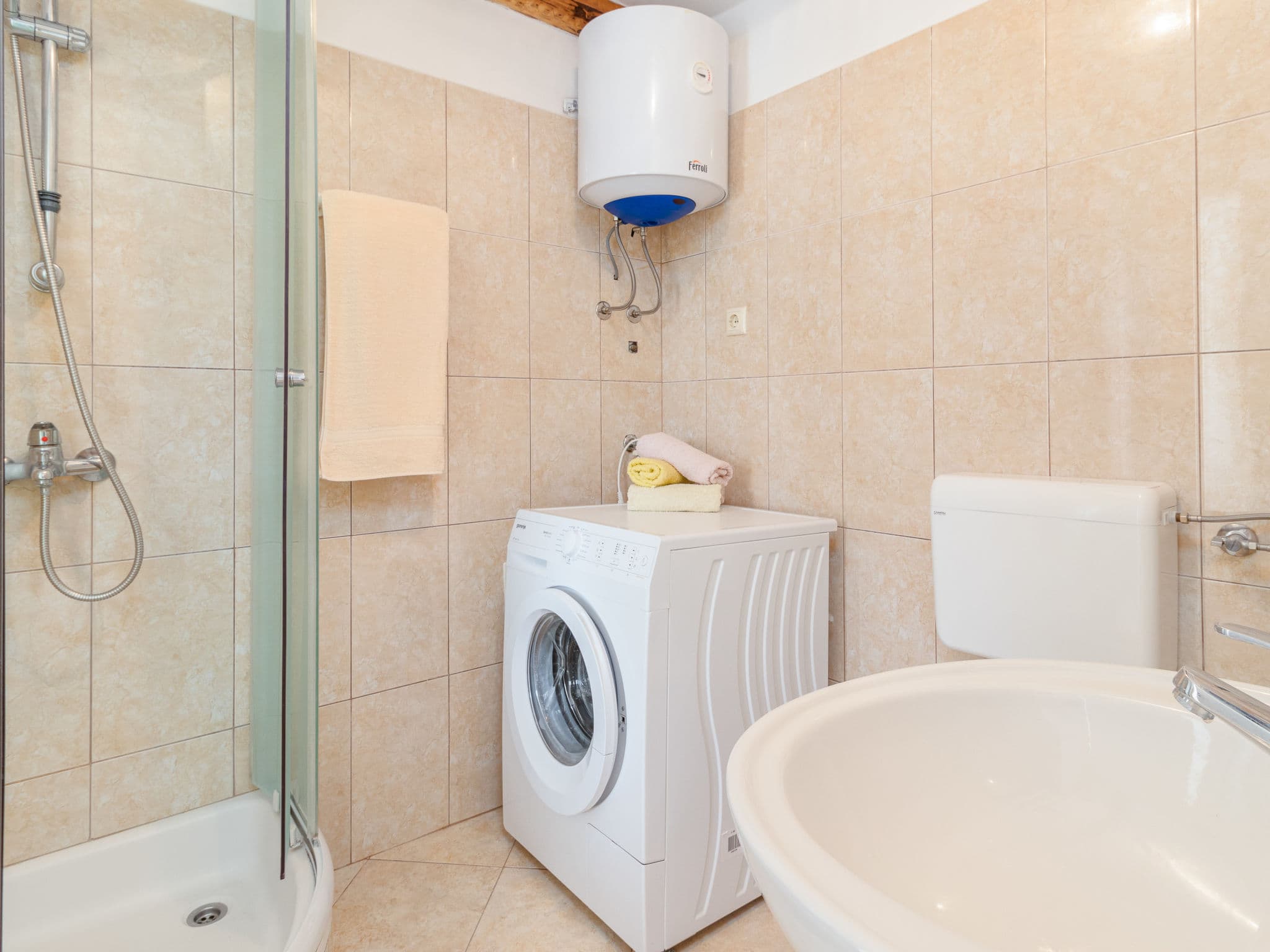 Bathroom / Wellness