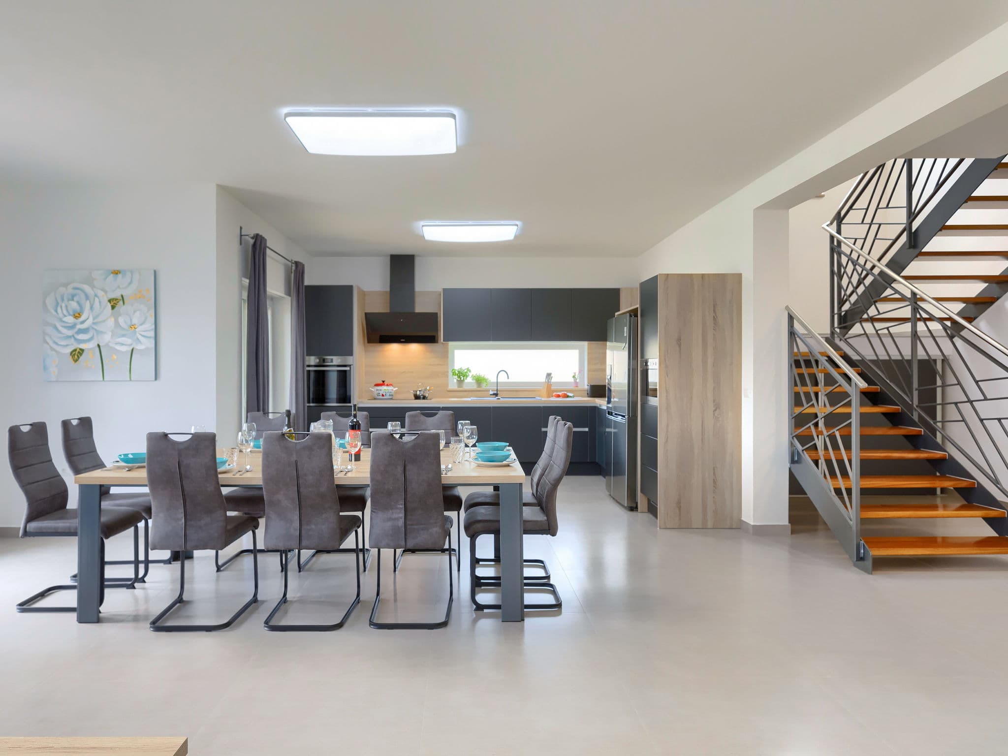 Kitchen / Dining Room