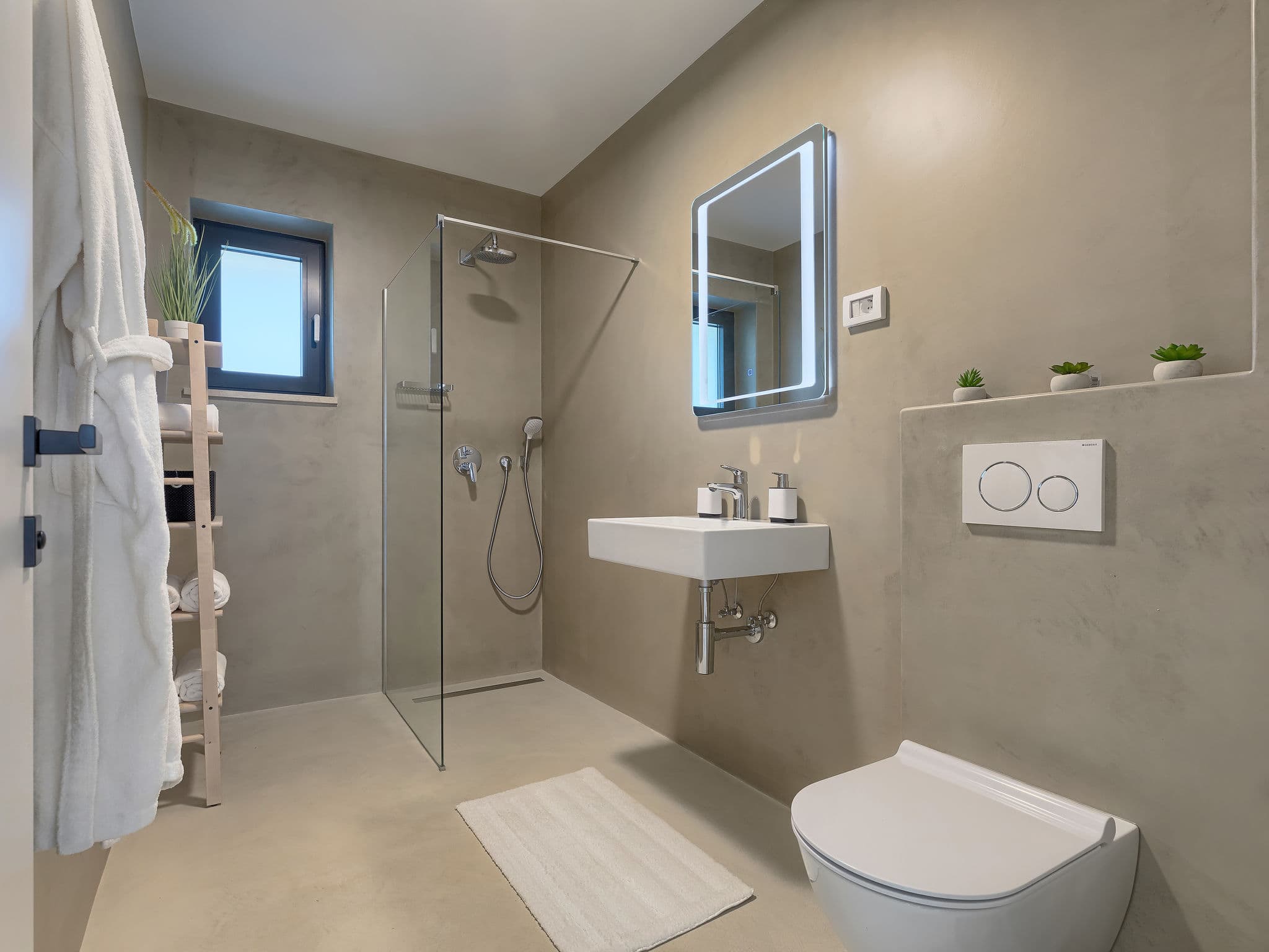 Bathroom / Wellness