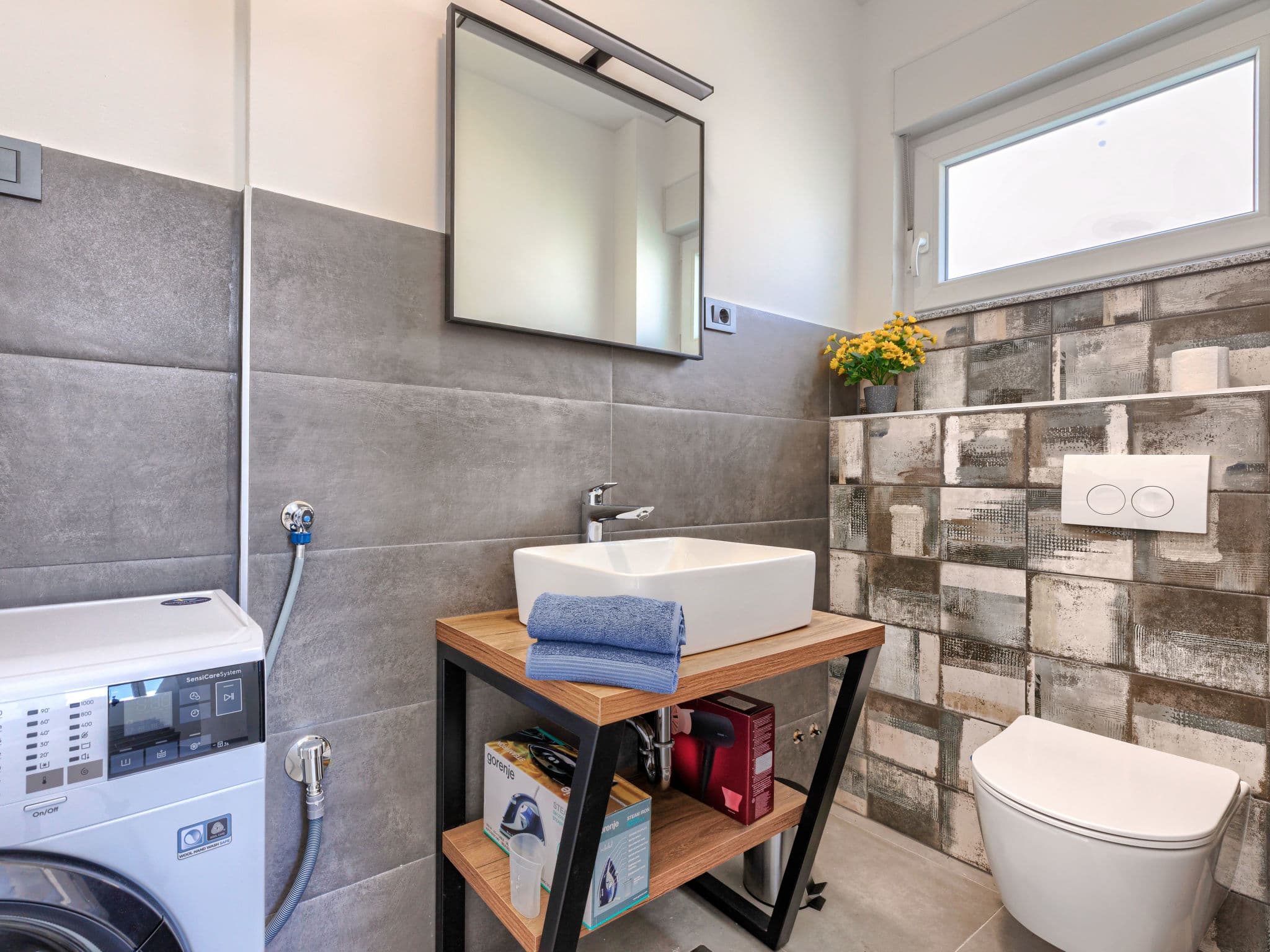 Bathroom / Wellness