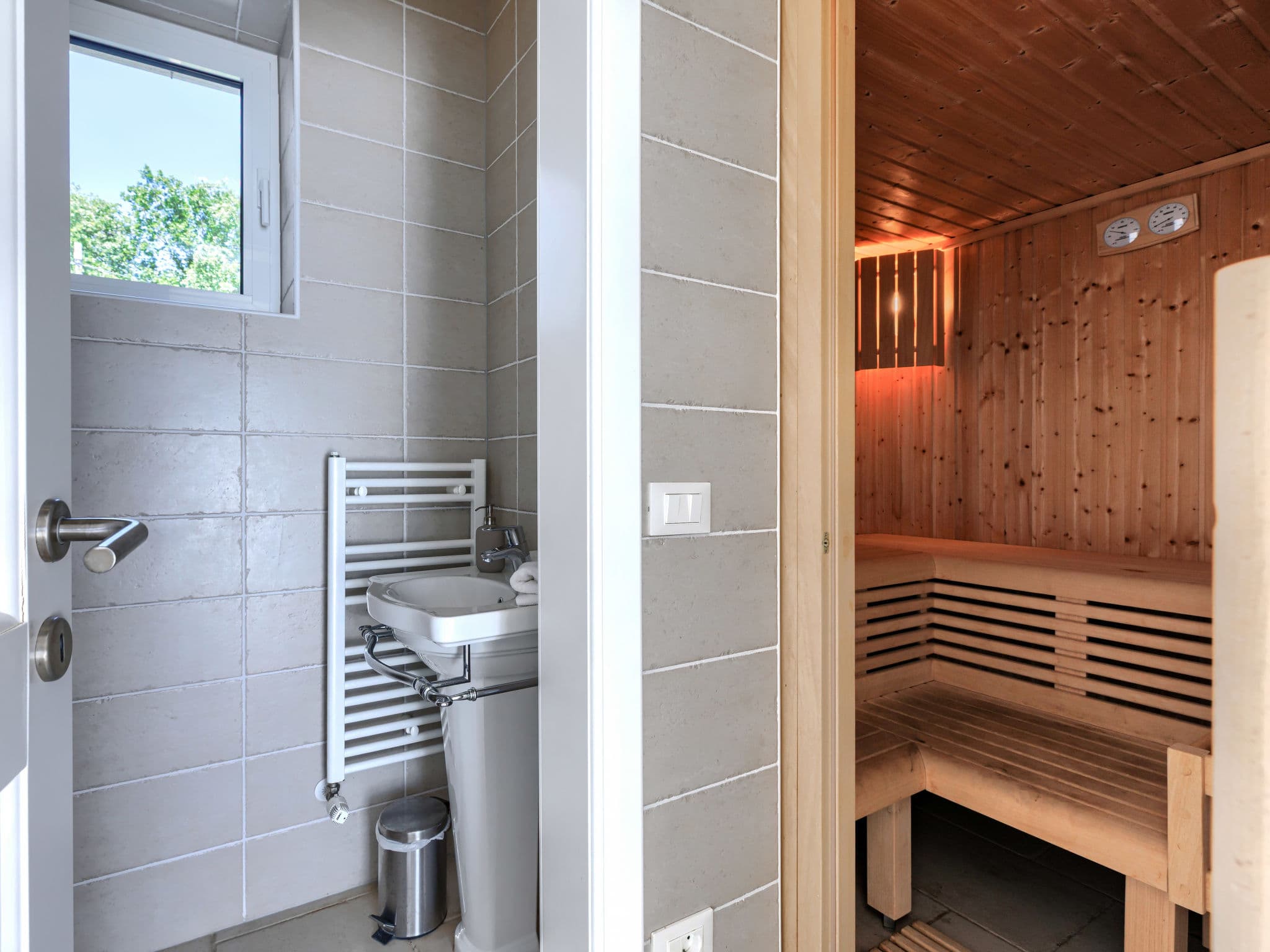 Bathroom / Wellness