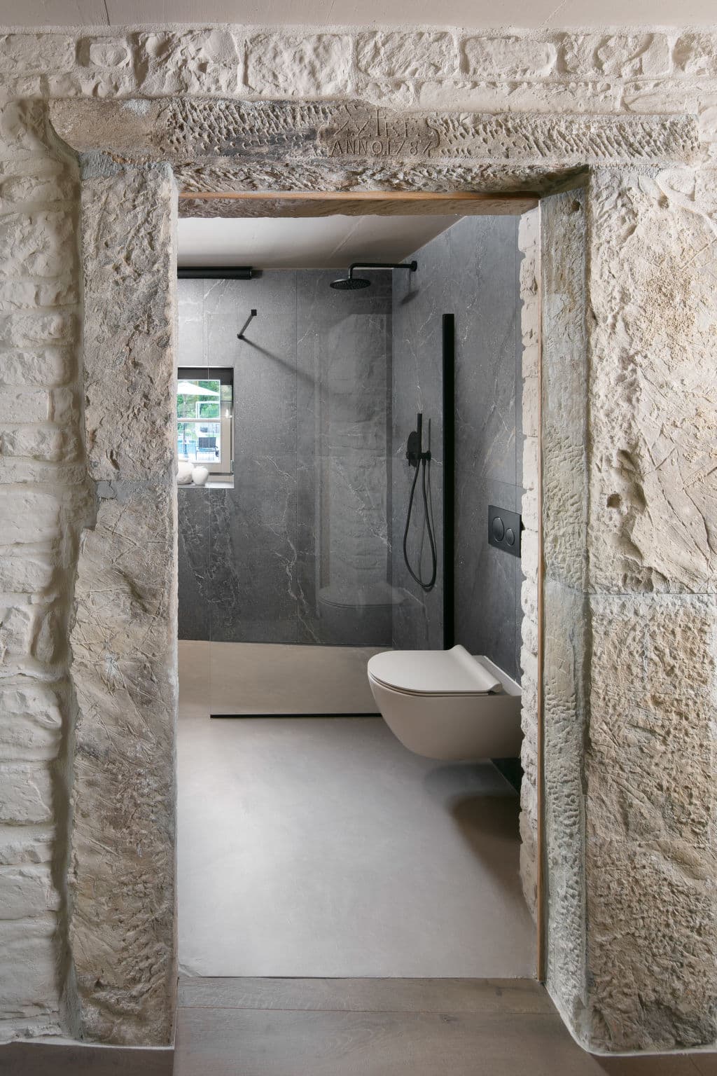Bathroom / Wellness