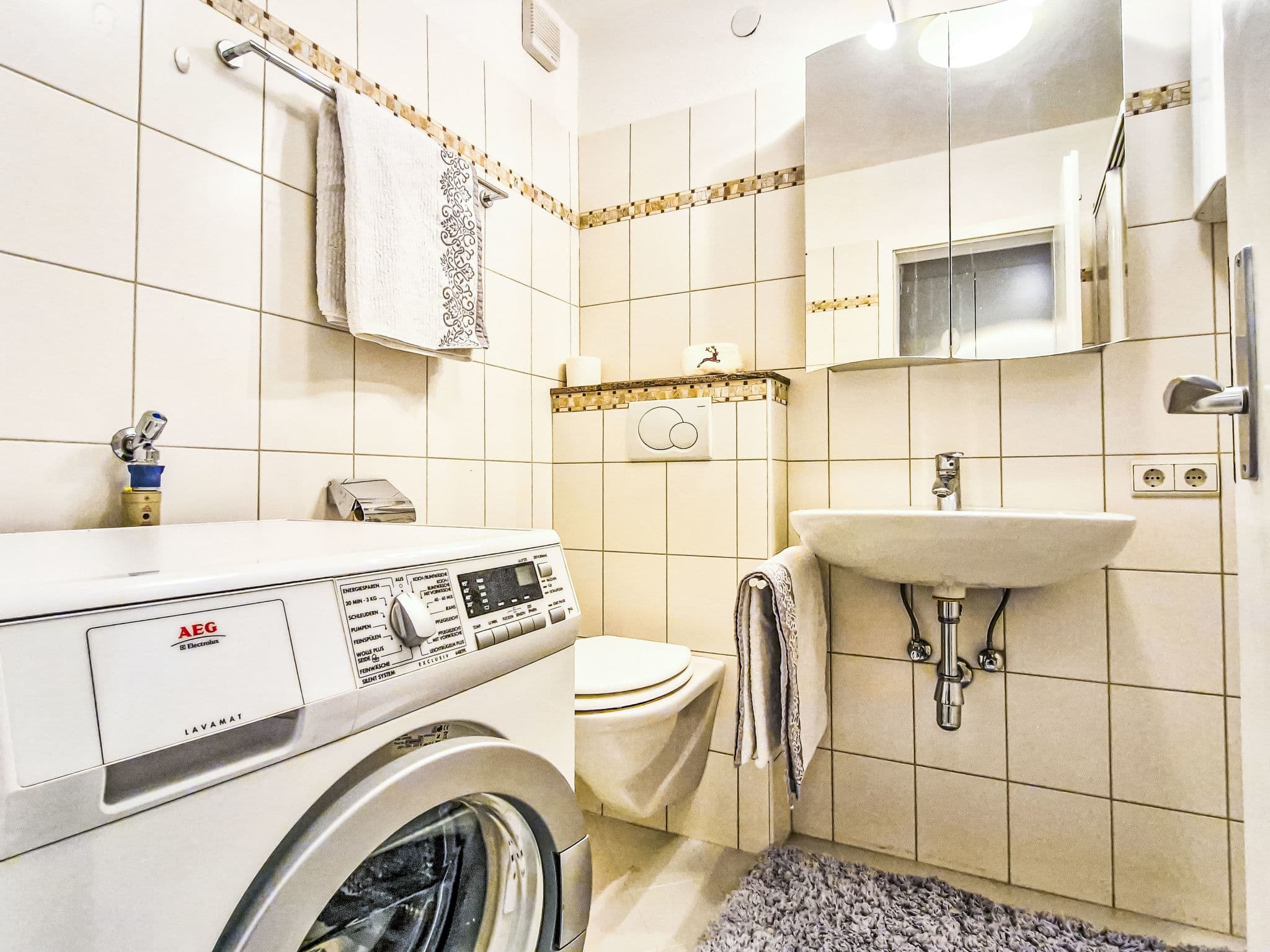 Bathroom / Wellness