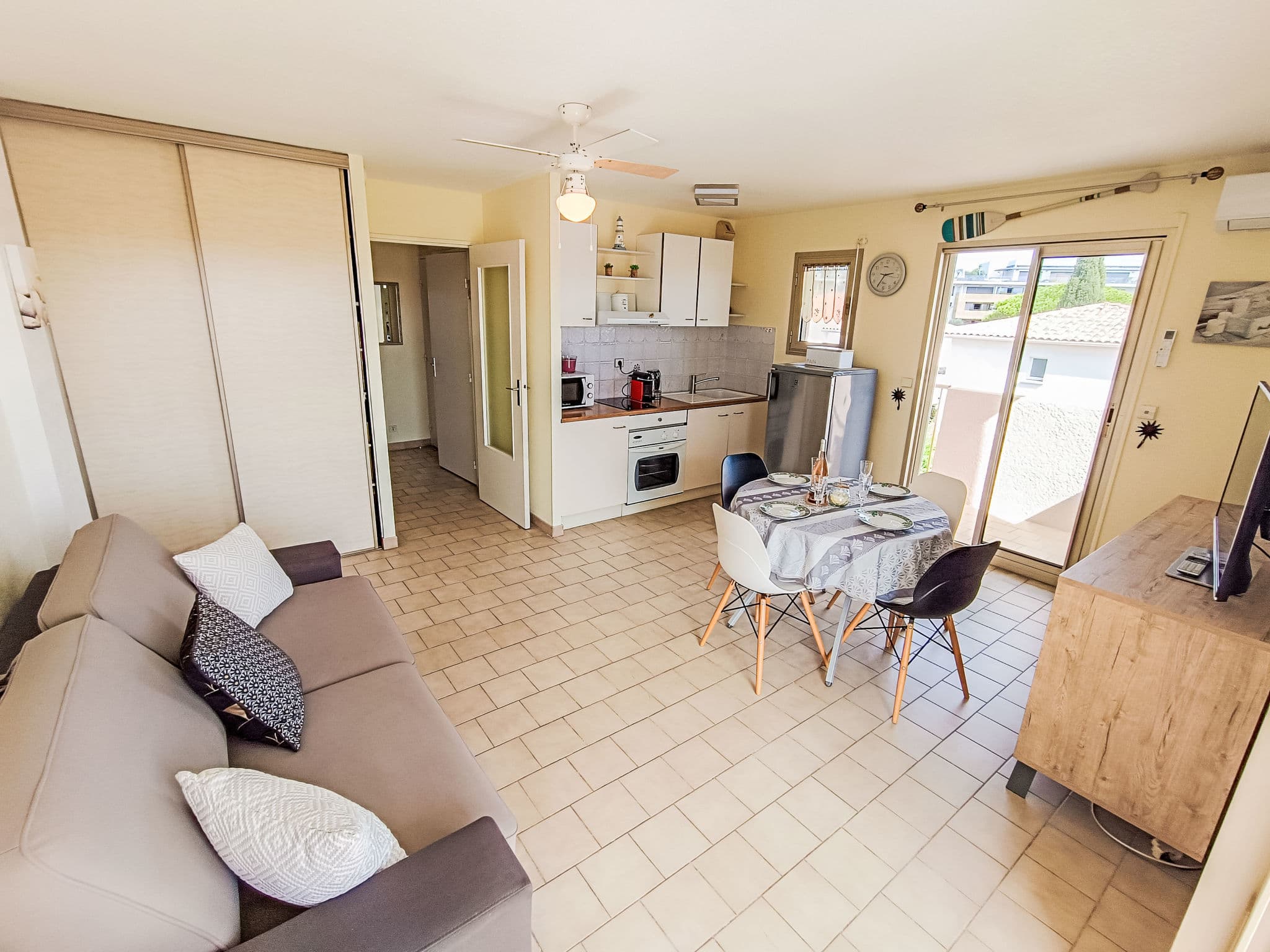 Kitchen / Dining Room