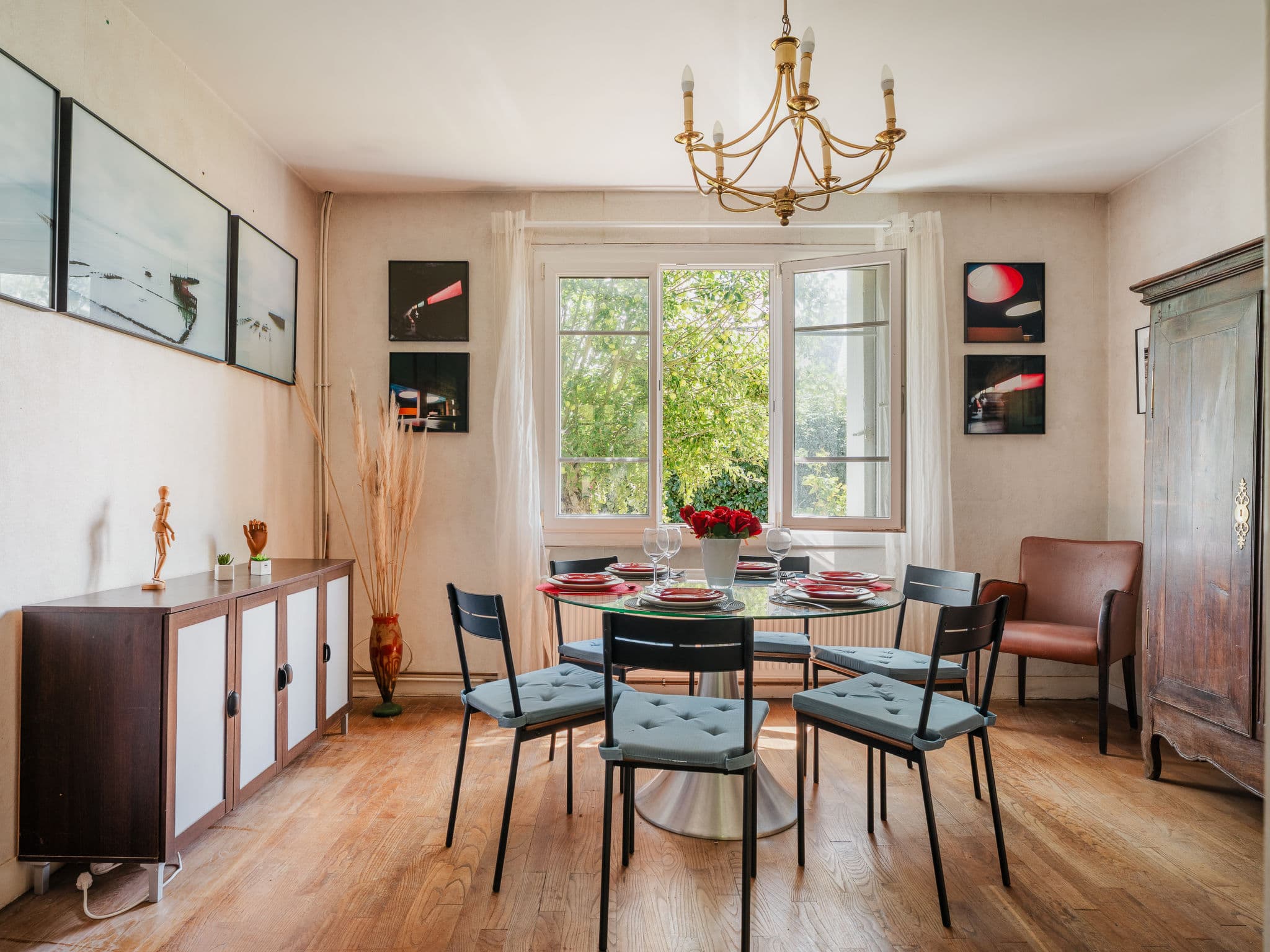 Kitchen / Dining Room