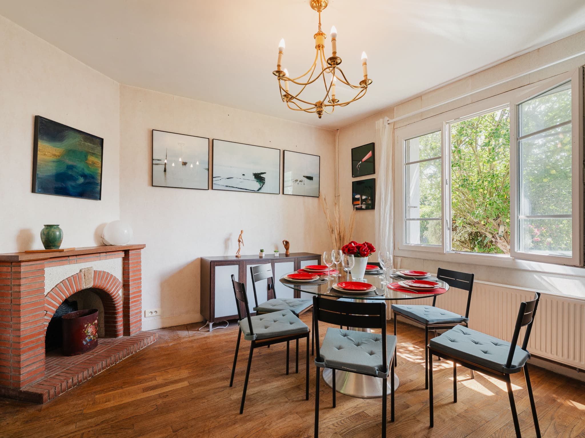 Kitchen / Dining Room