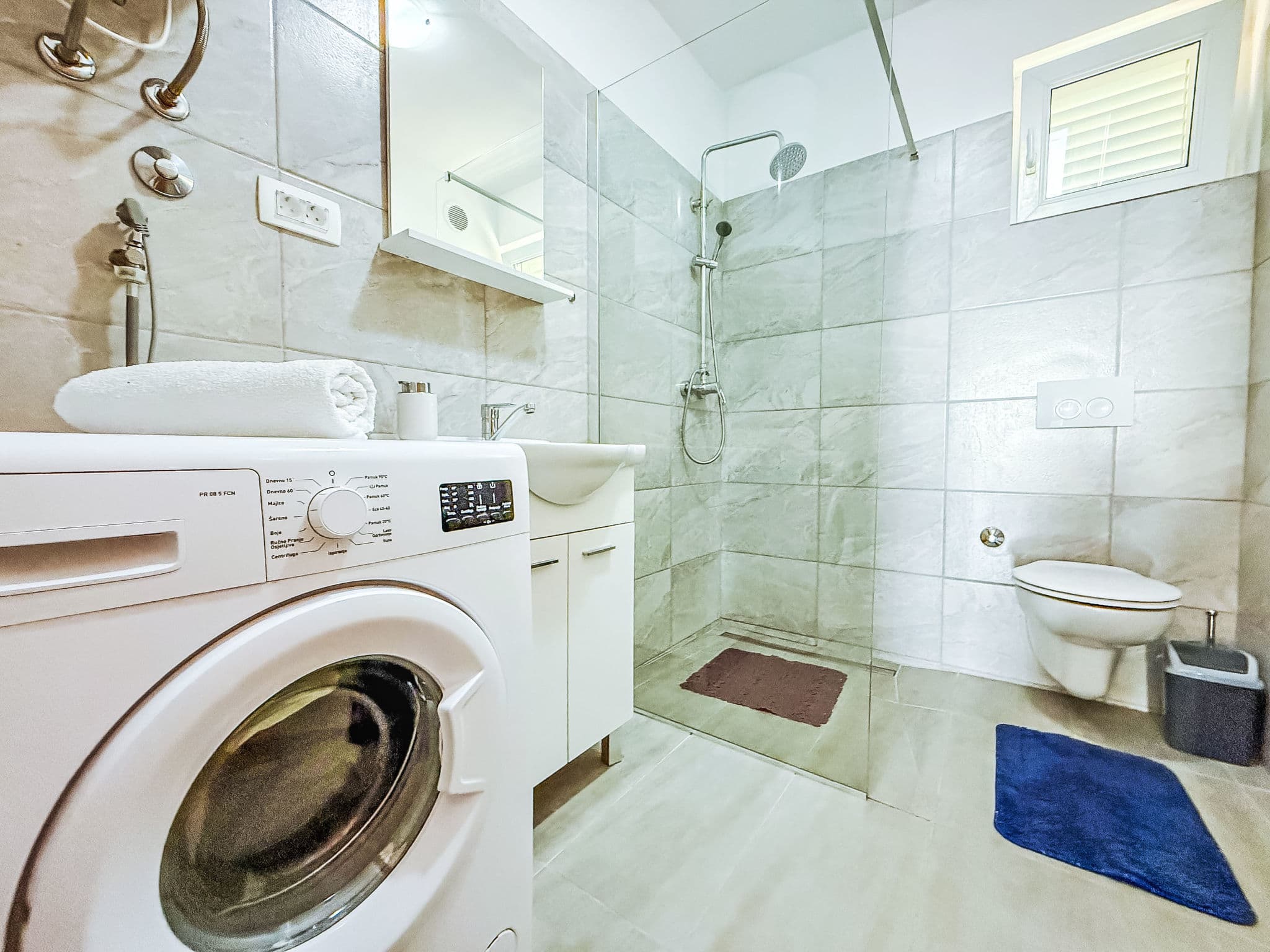 Bathroom / Wellness