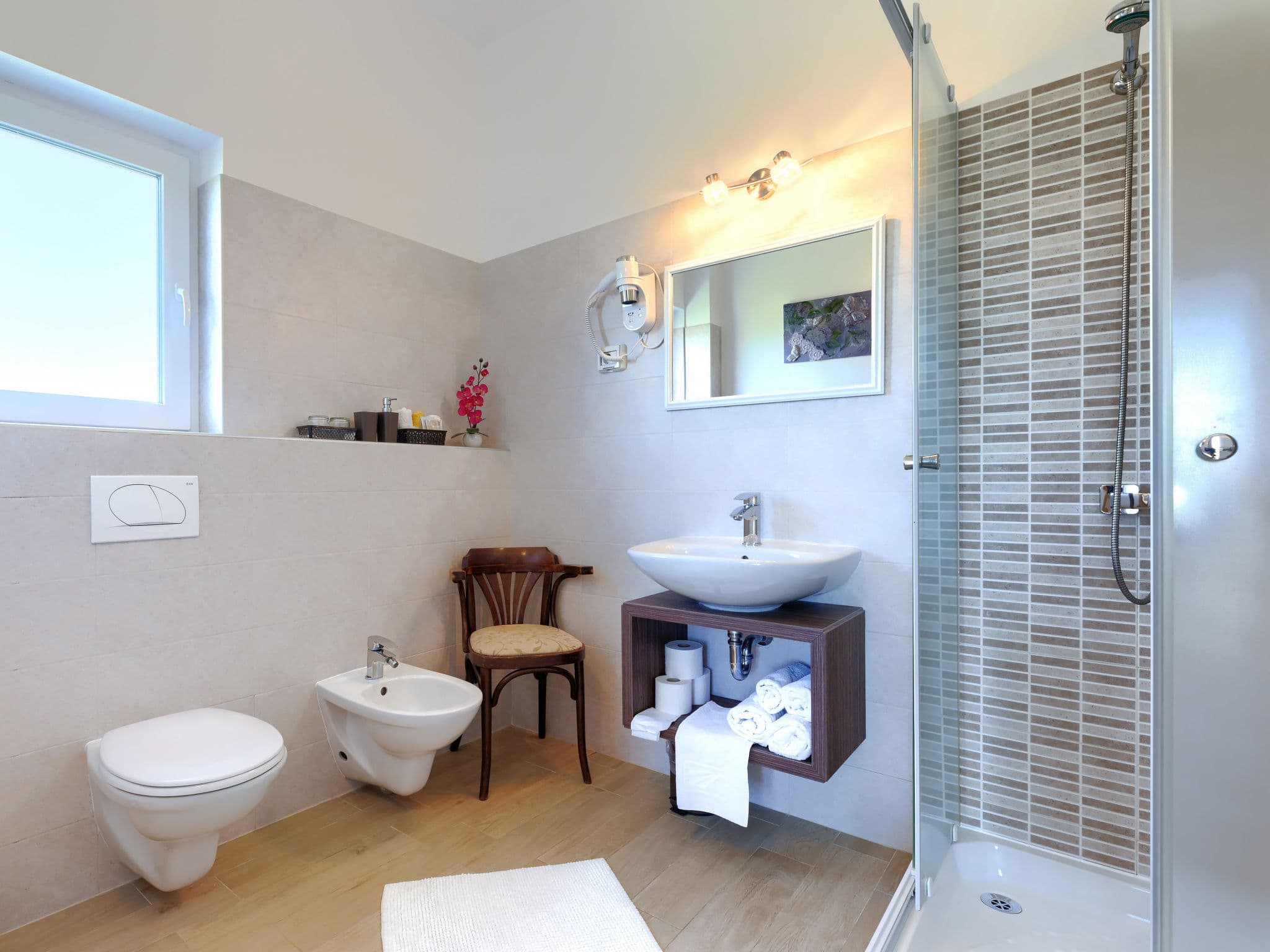Bathroom / Wellness