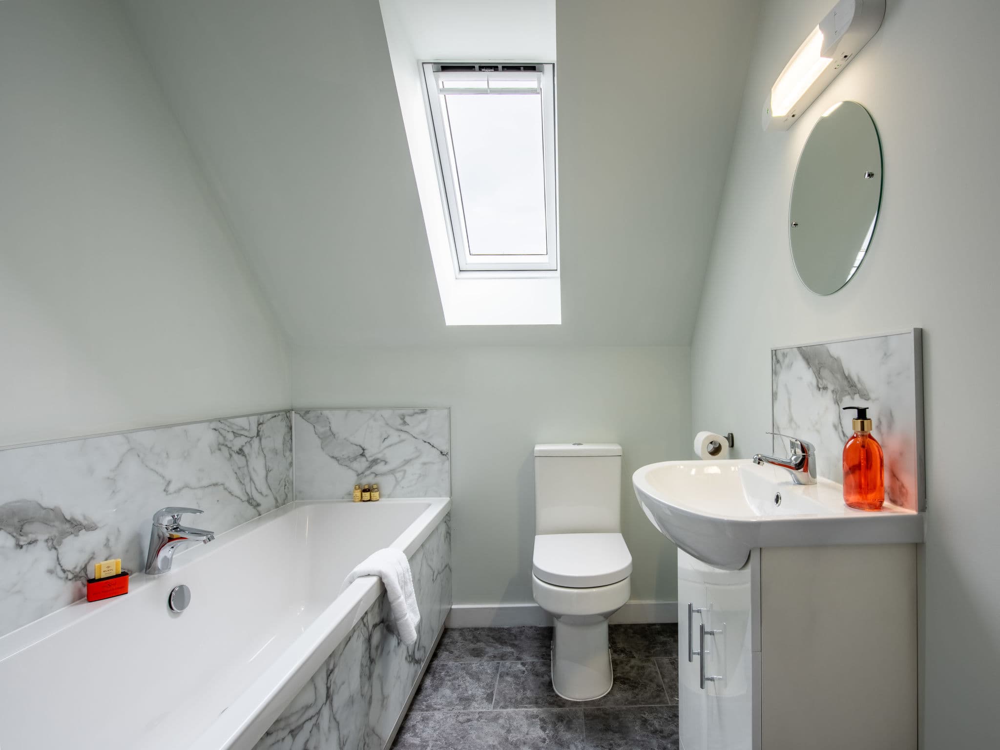 Bathroom / Wellness