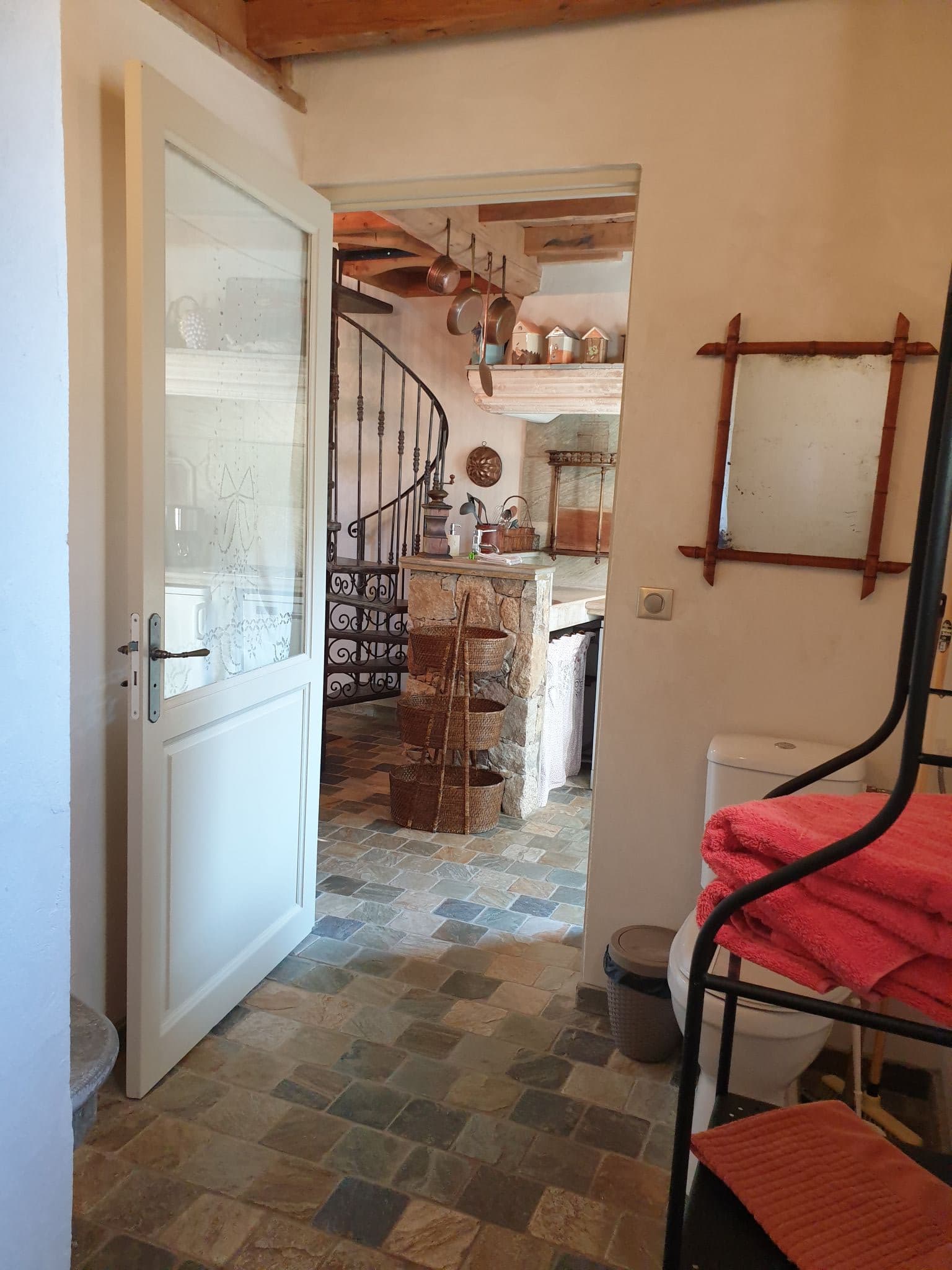 Bathroom / Wellness