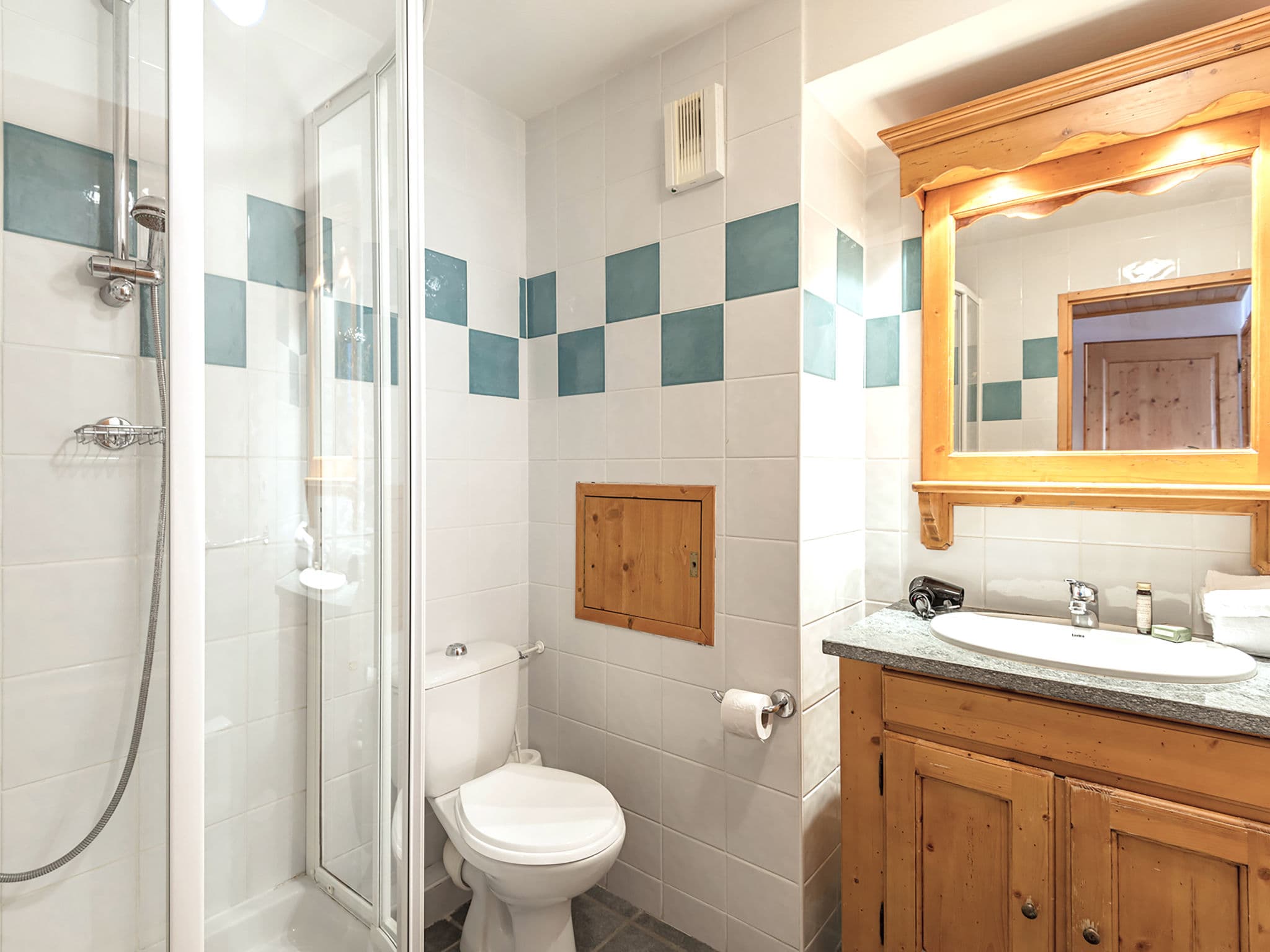 Bathroom / Wellness