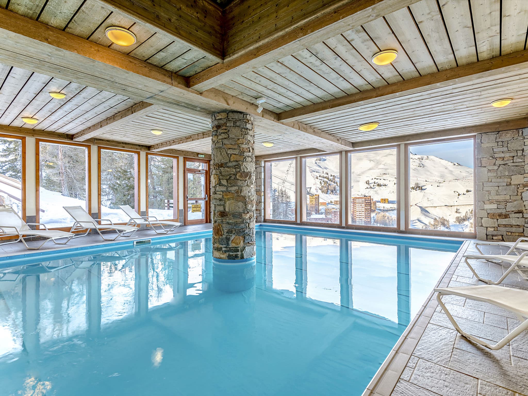 Pool Indoor