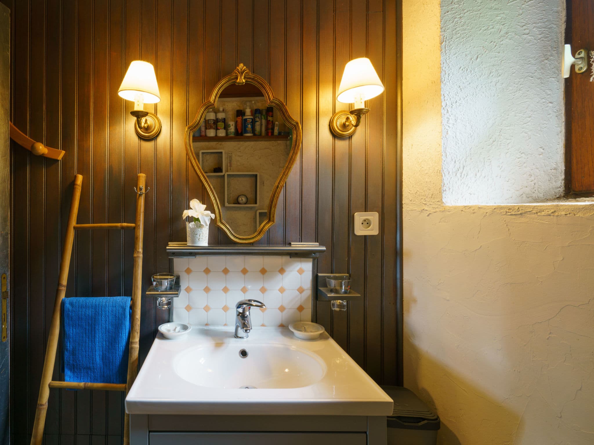 Bathroom / Wellness