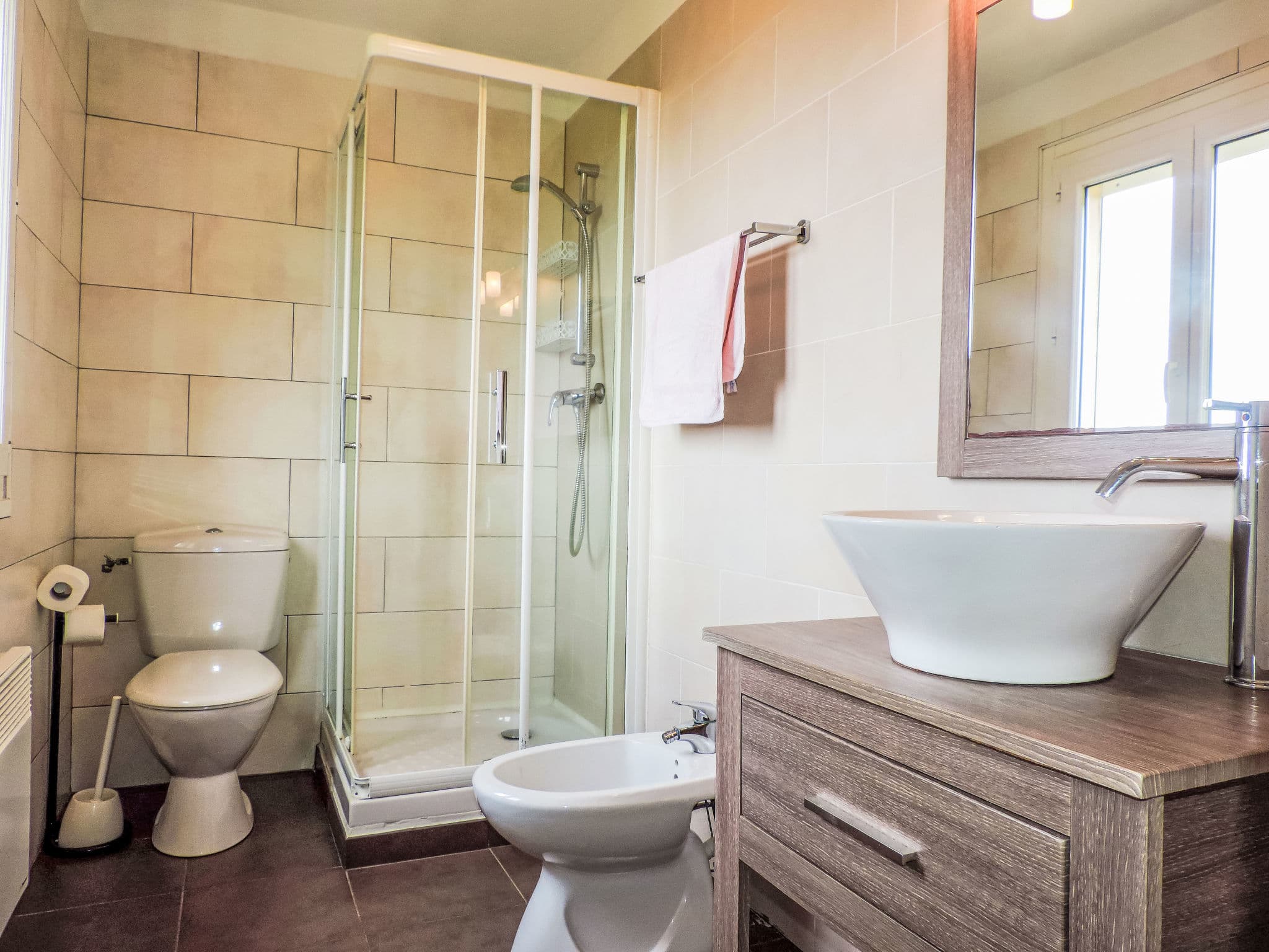 Bathroom / Wellness