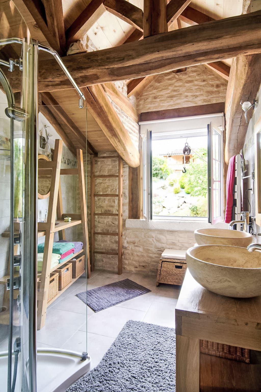 Bathroom / Wellness