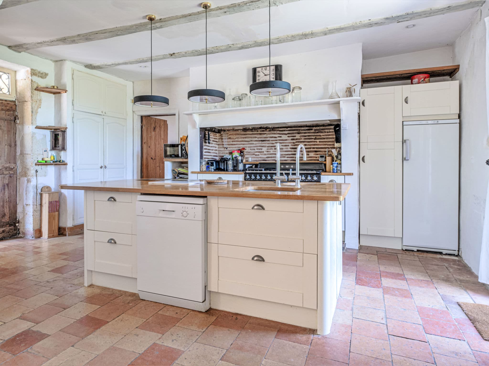 Kitchen / Dining Room