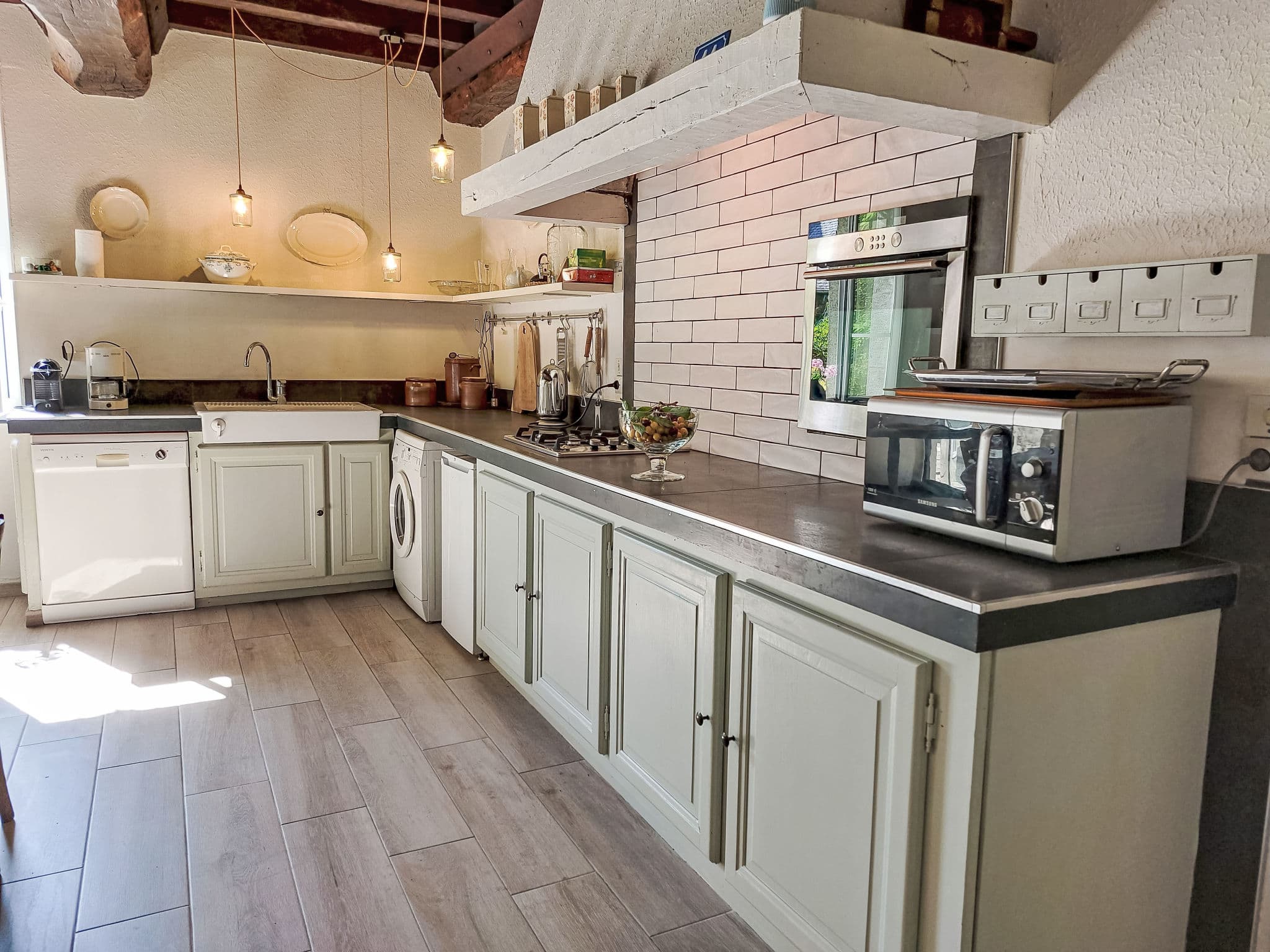 Kitchen / Dining Room
