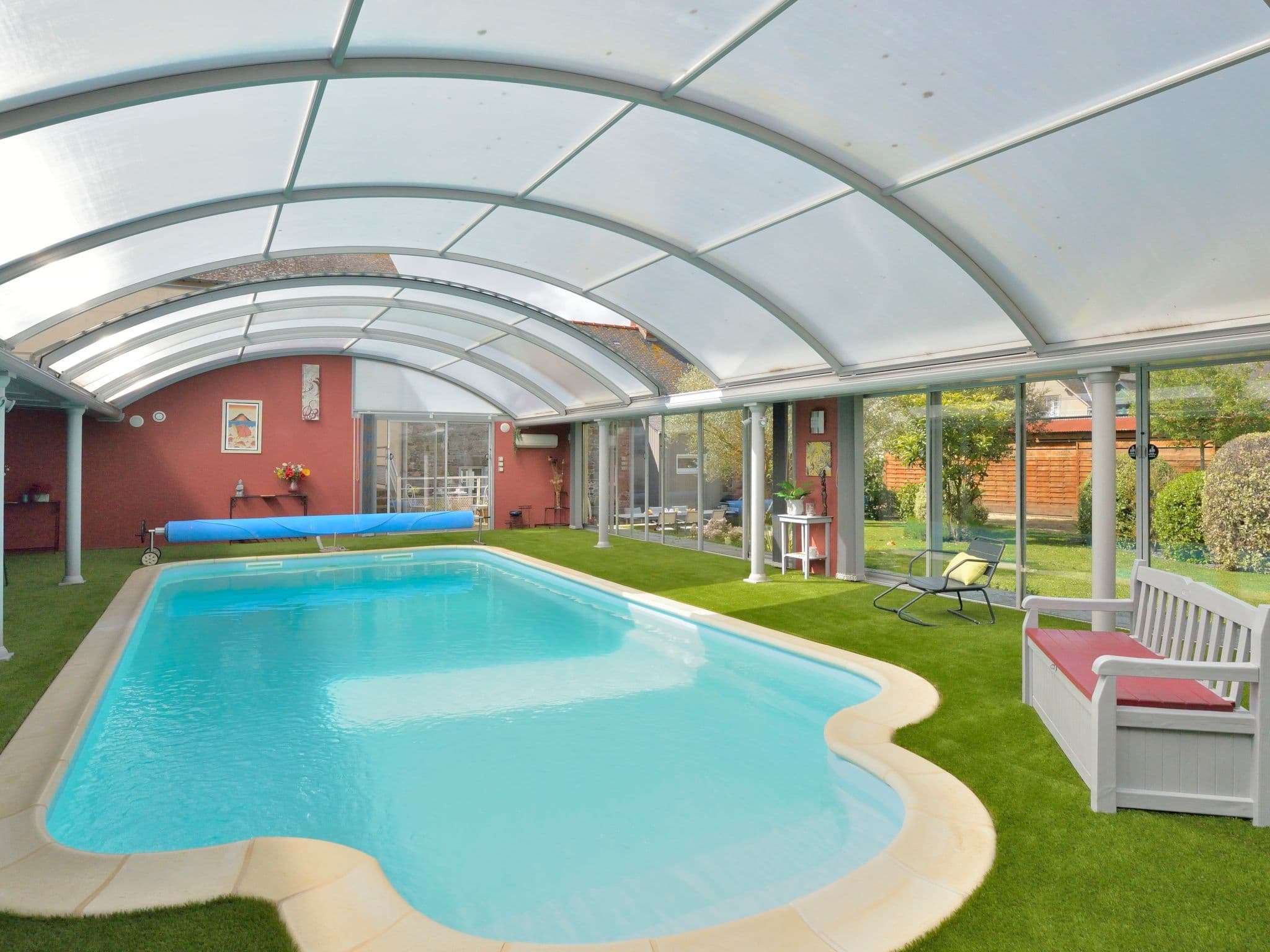 Pool Indoor