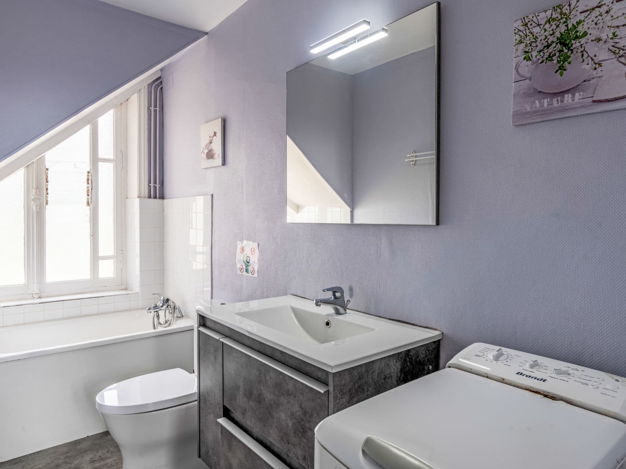 Bathroom / Wellness