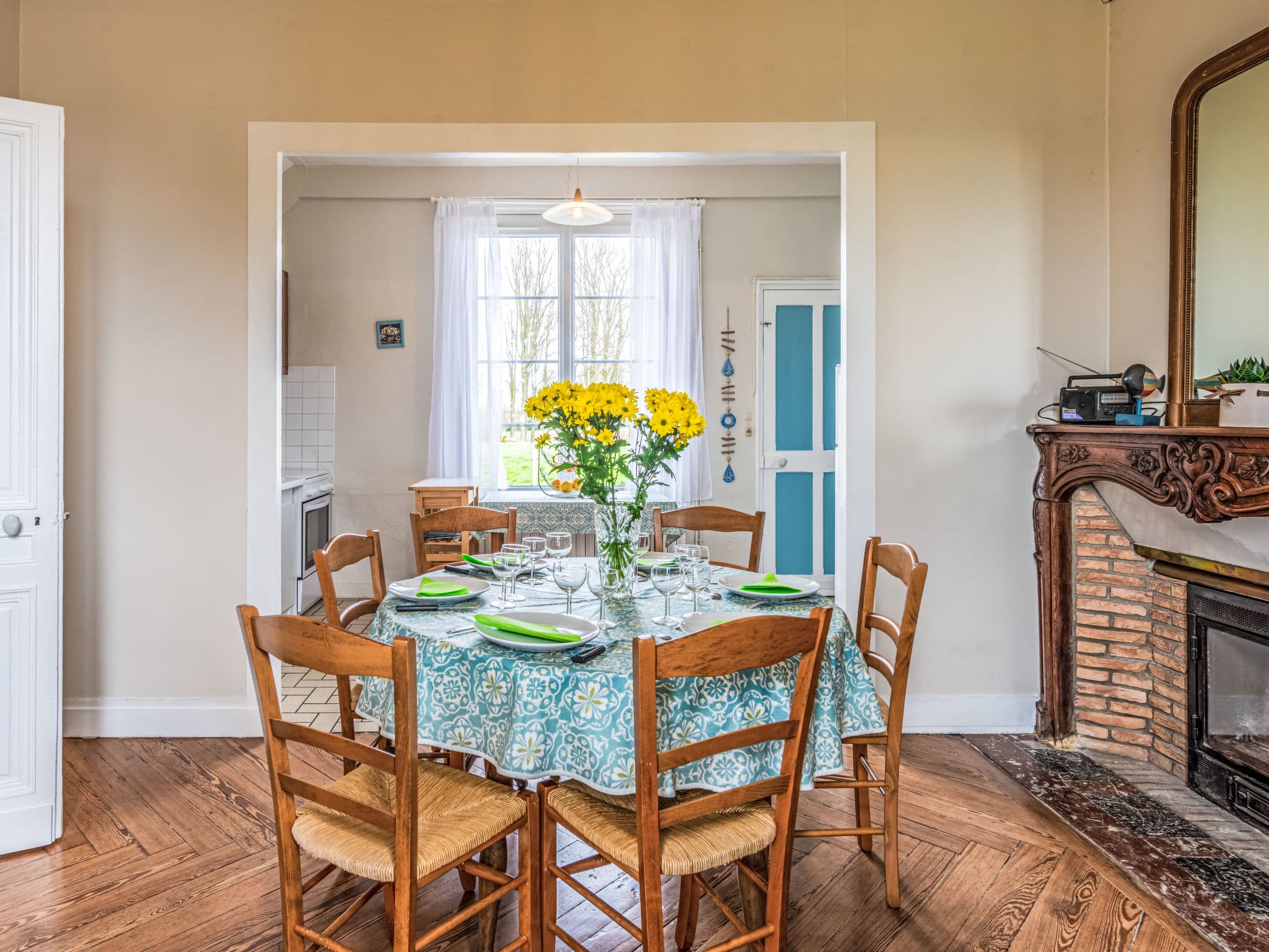 Kitchen / Dining Room