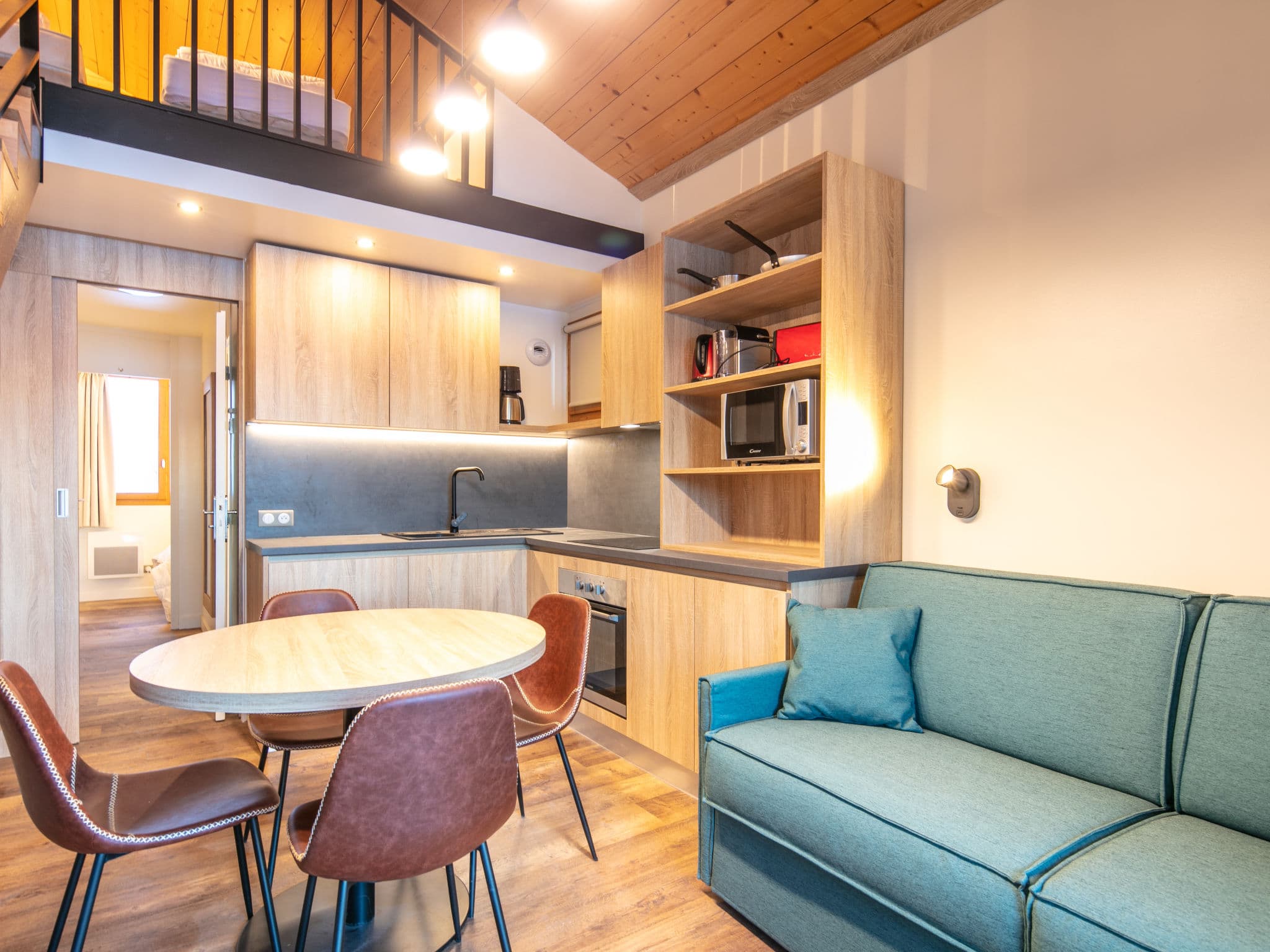 Kitchen / Dining Room