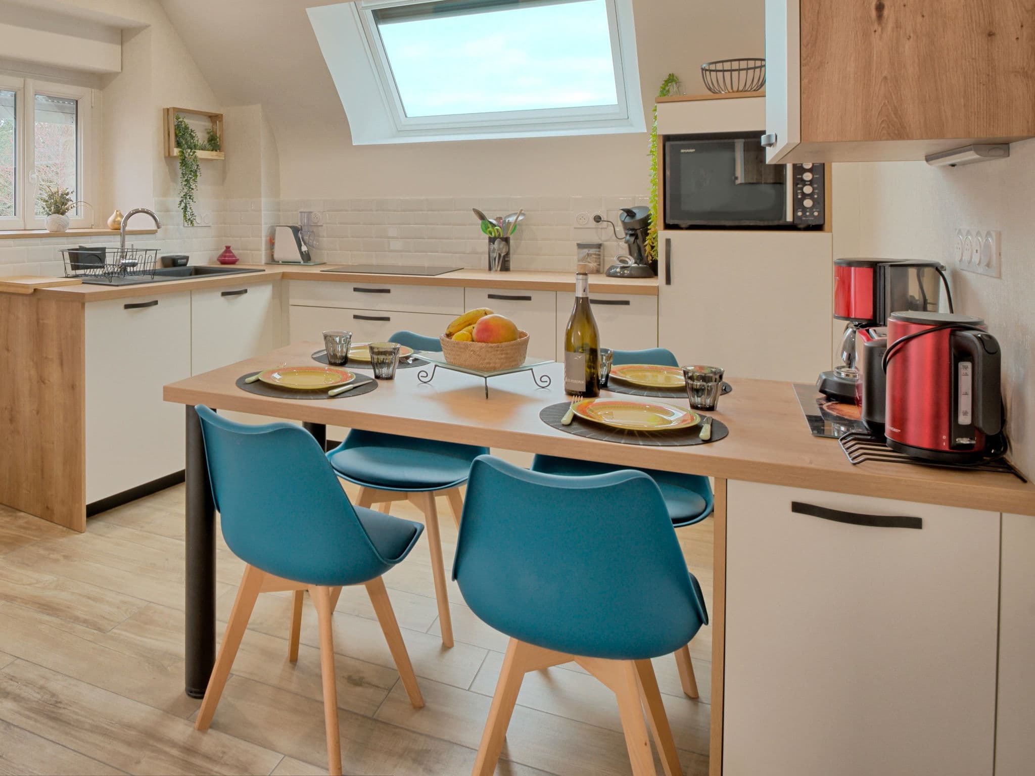 Kitchen / Dining Room