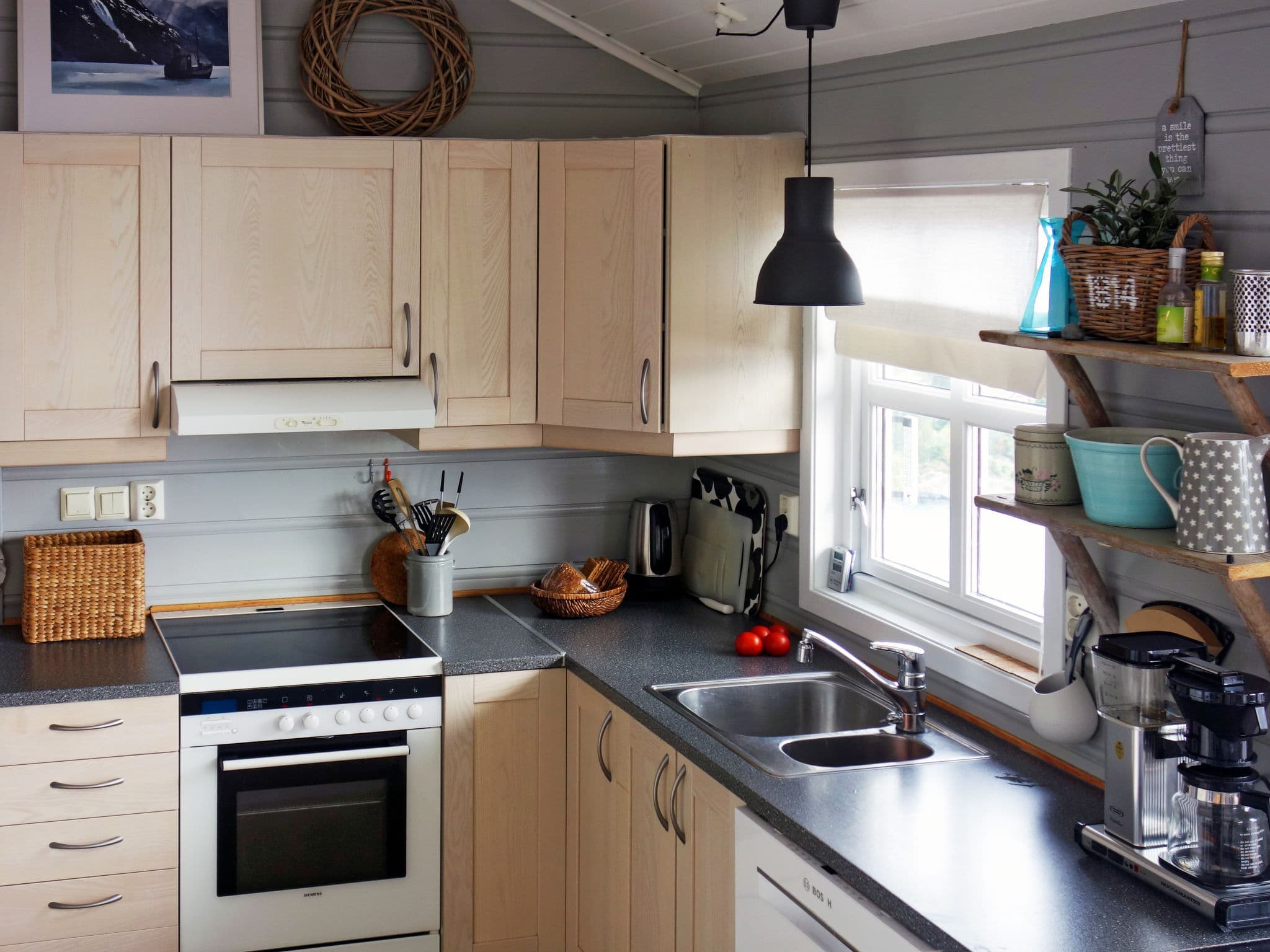 Kitchen / Dining Room