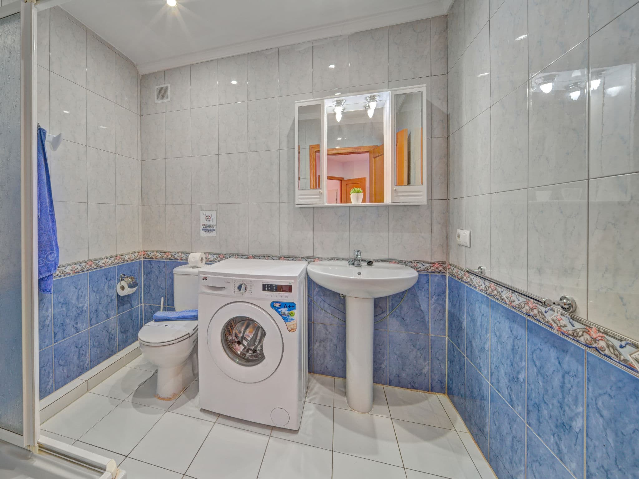 Bathroom / Wellness