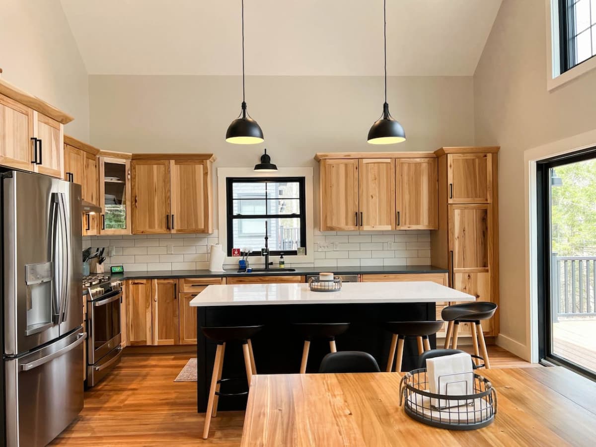 Modern kitchen with access to the oversized deck