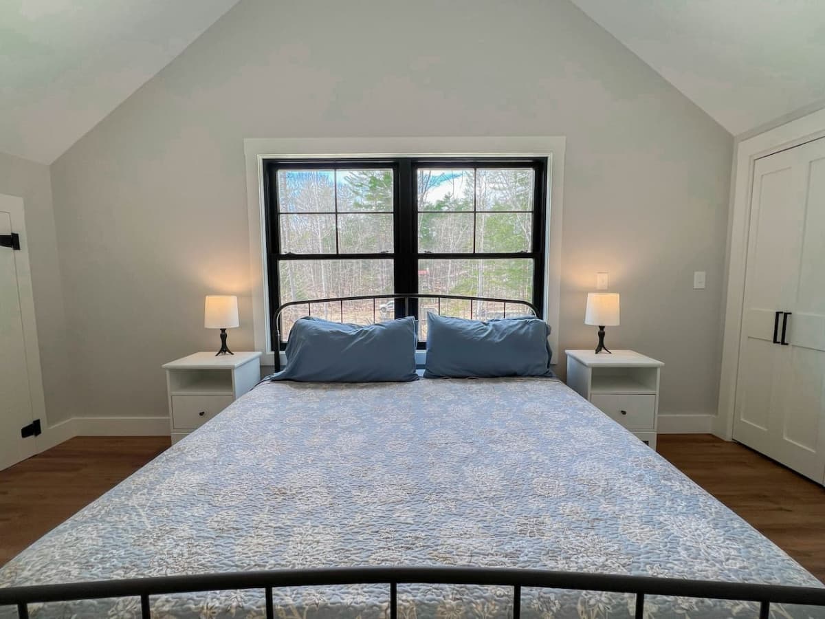 King room with private attached full bathroom