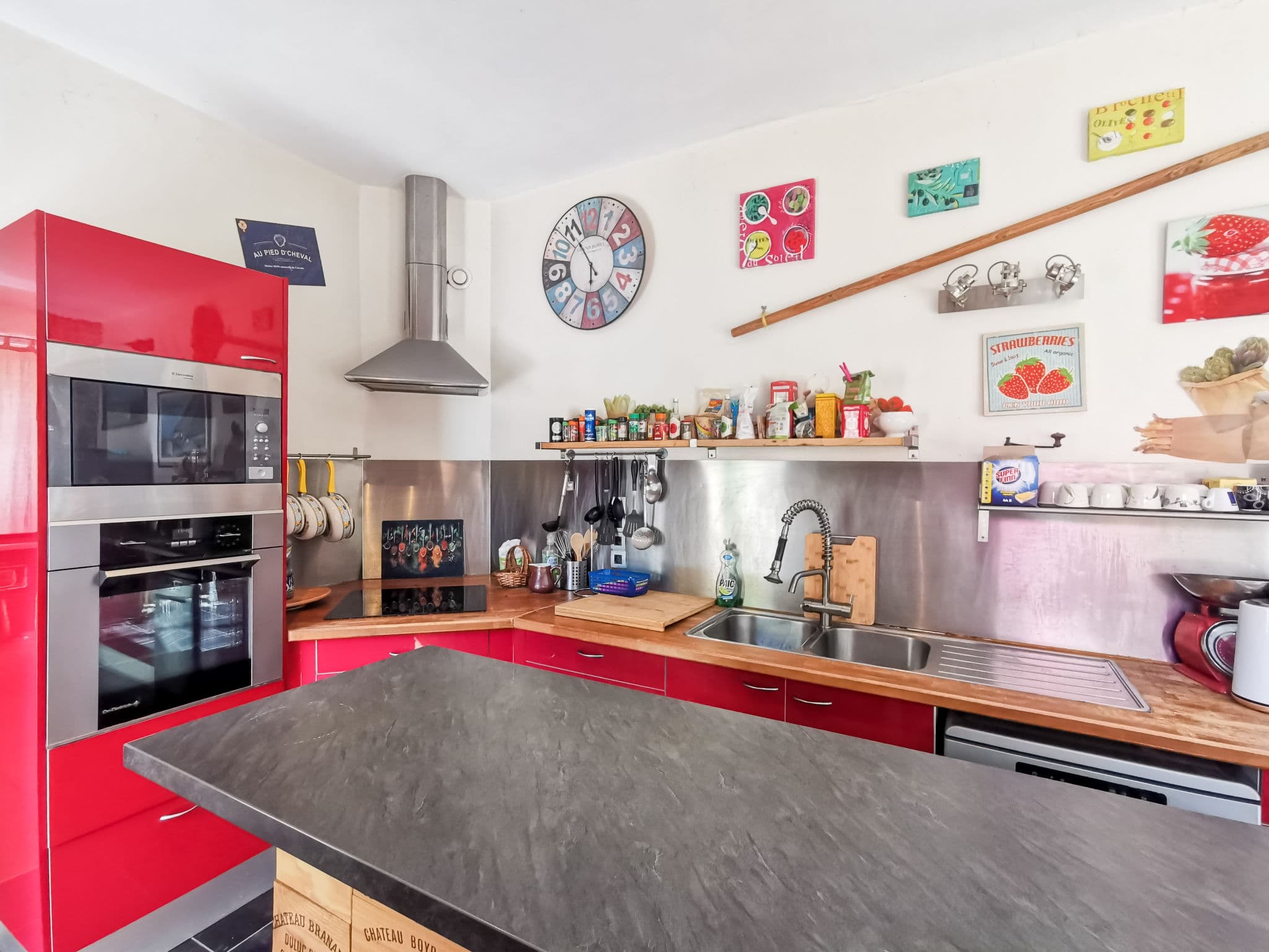 Kitchen / Dining Room
