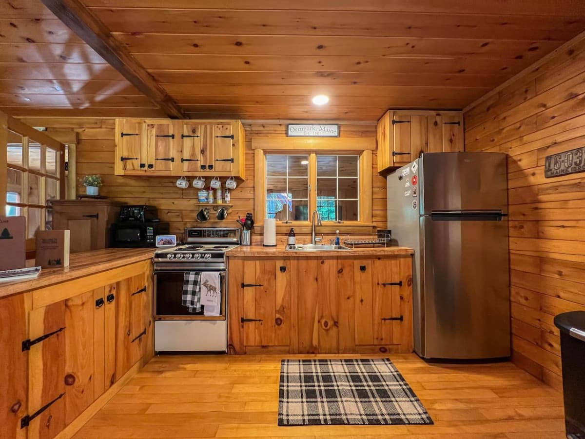 Fully equipped kitchen