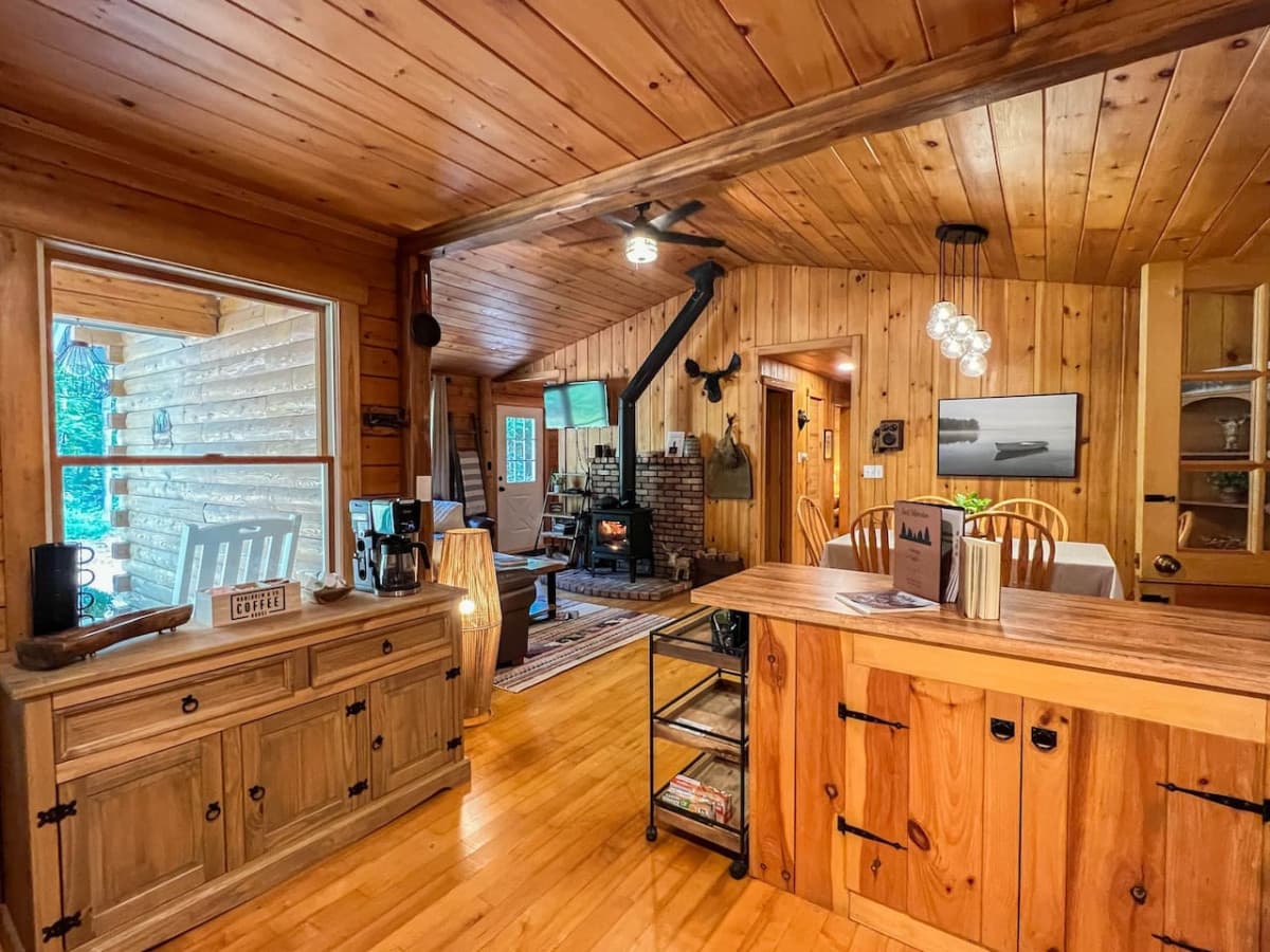 Open concept living/kitchen area