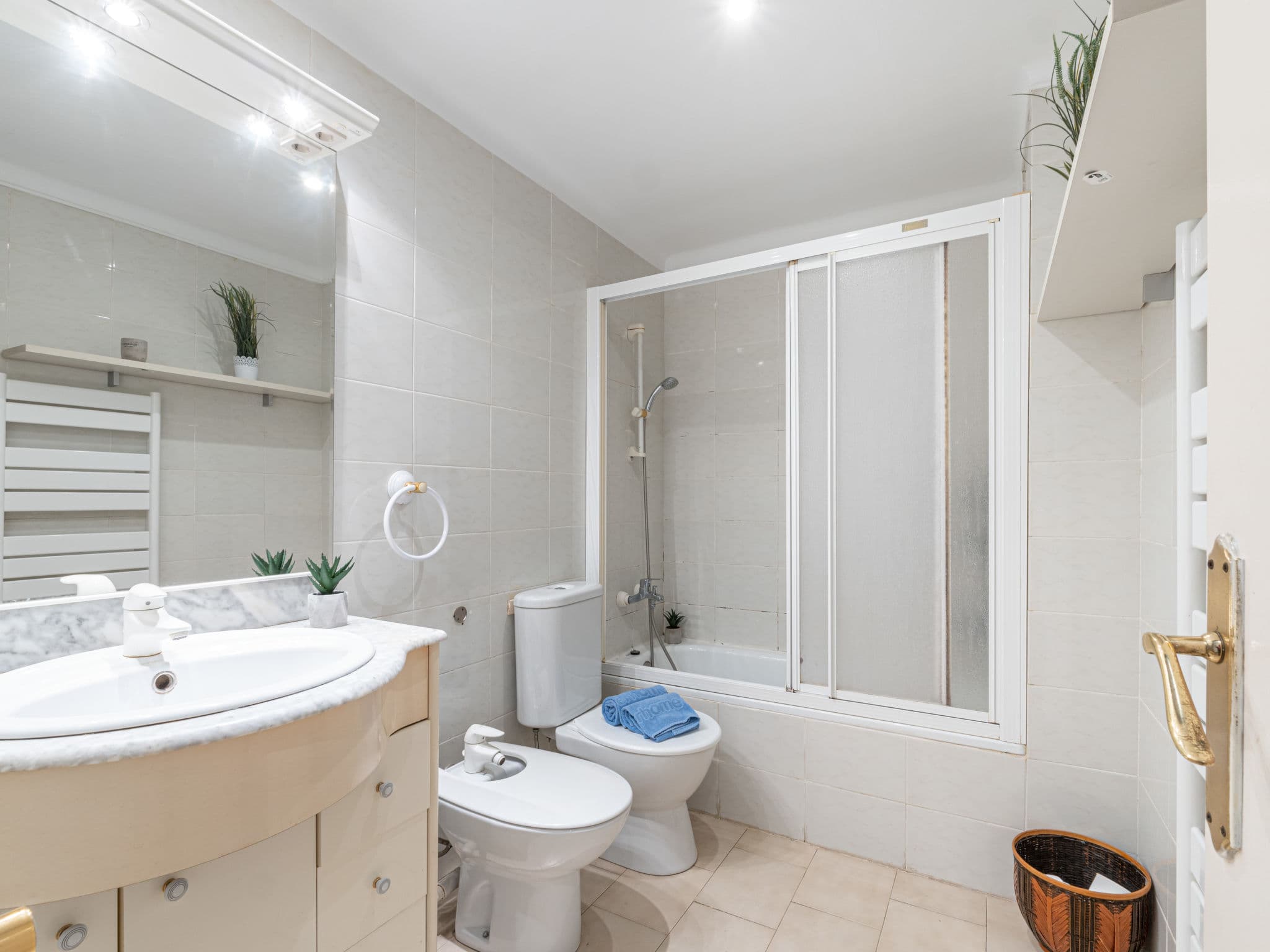 Bathroom / Wellness