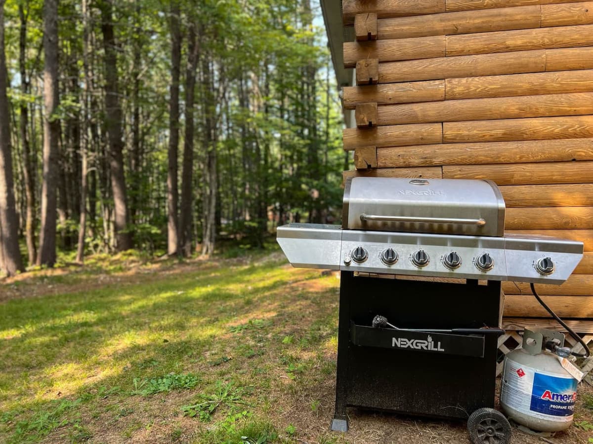 Gas grill, we will provide the gas